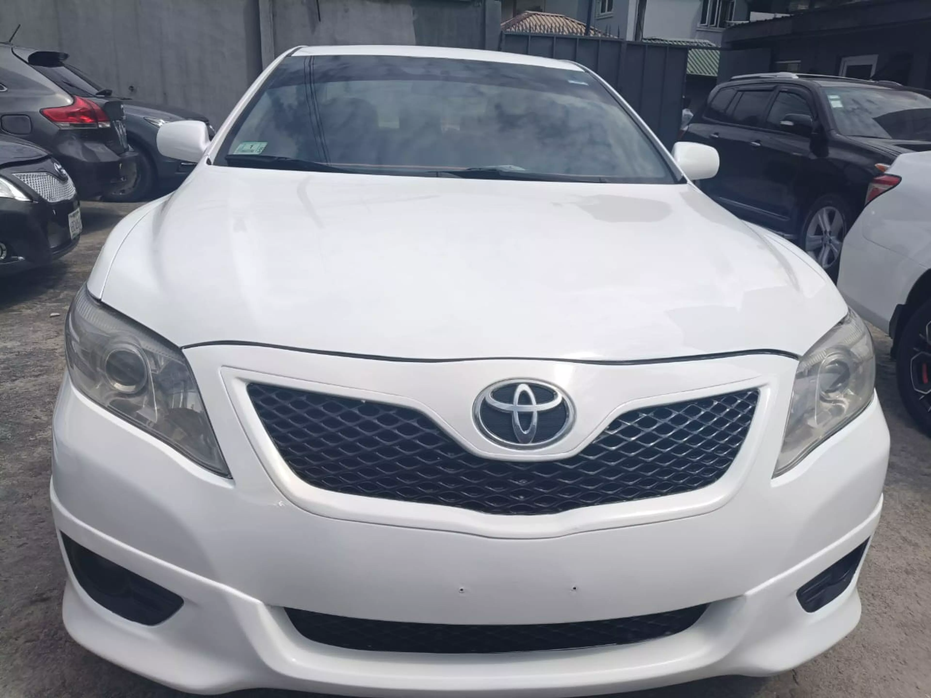 Toyota Camry - 2011