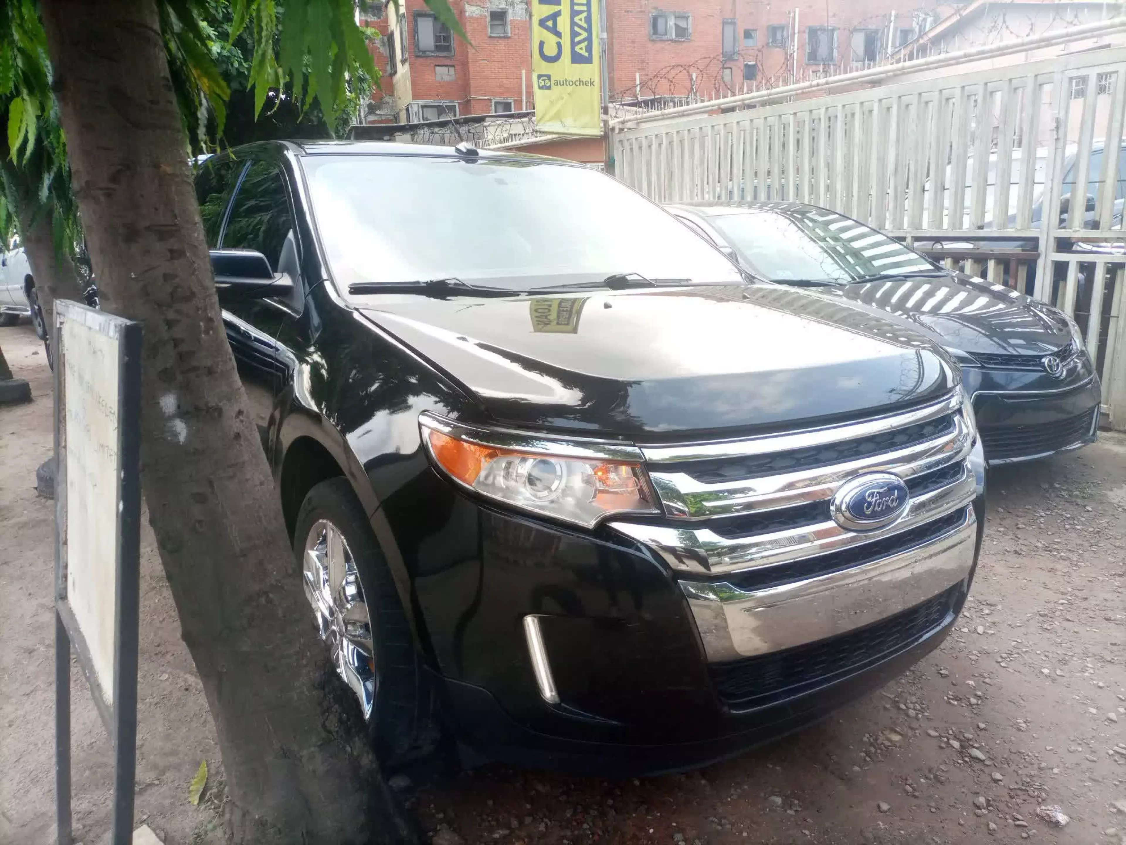Ford Edge - 2013