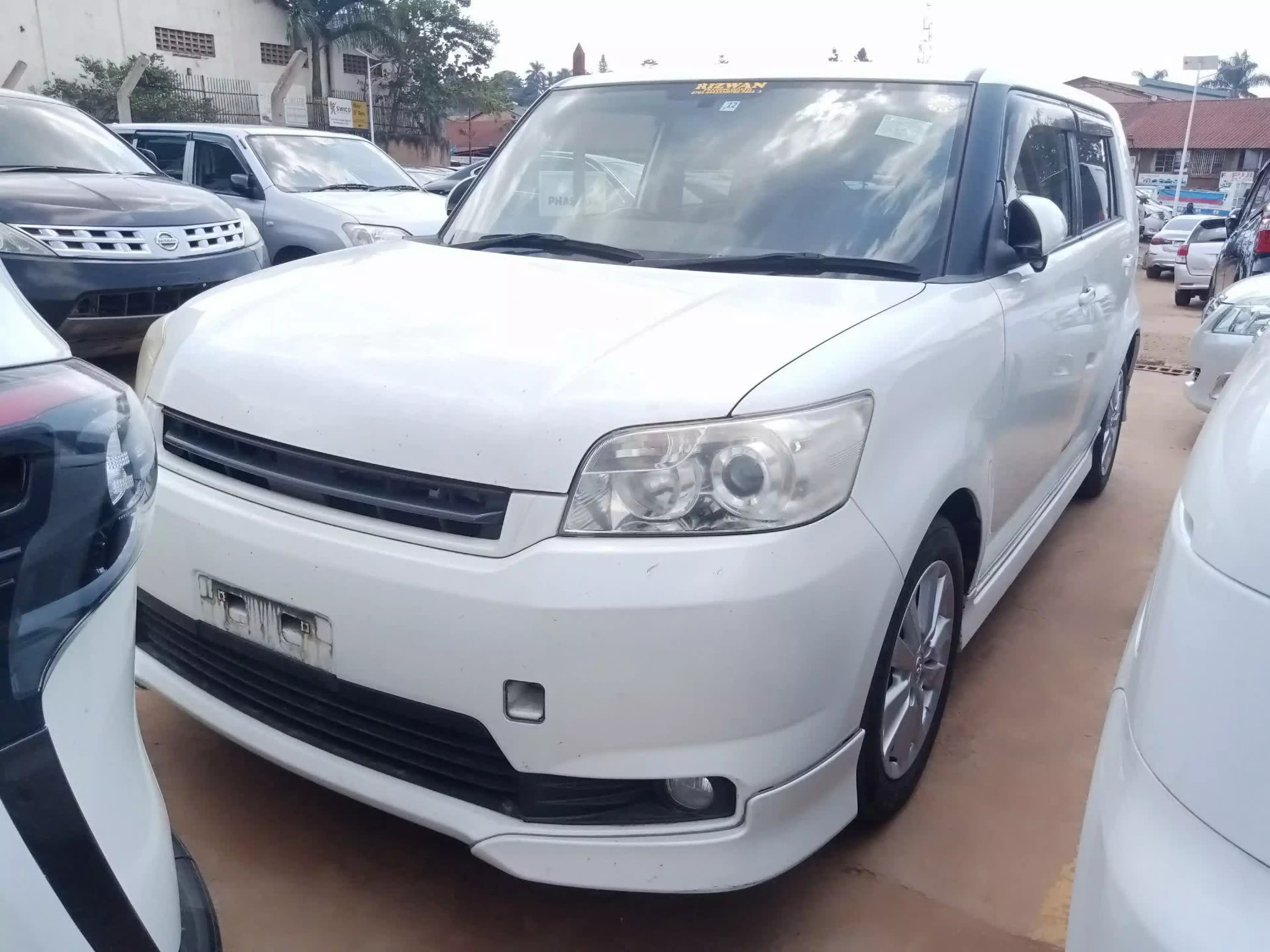 Toyota Rumion   - 2012