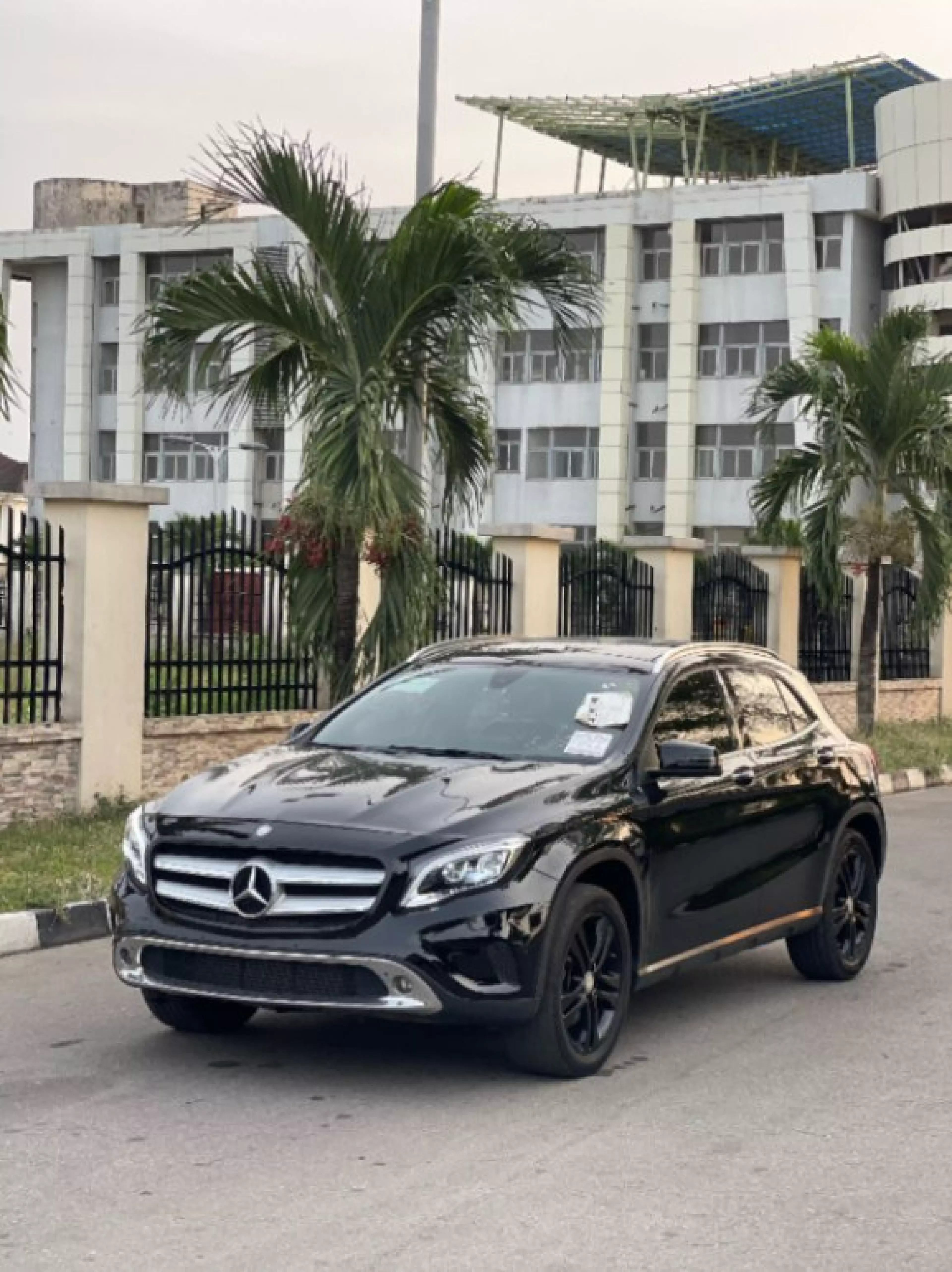 Mercedes-Benz GLA 250 - 2016