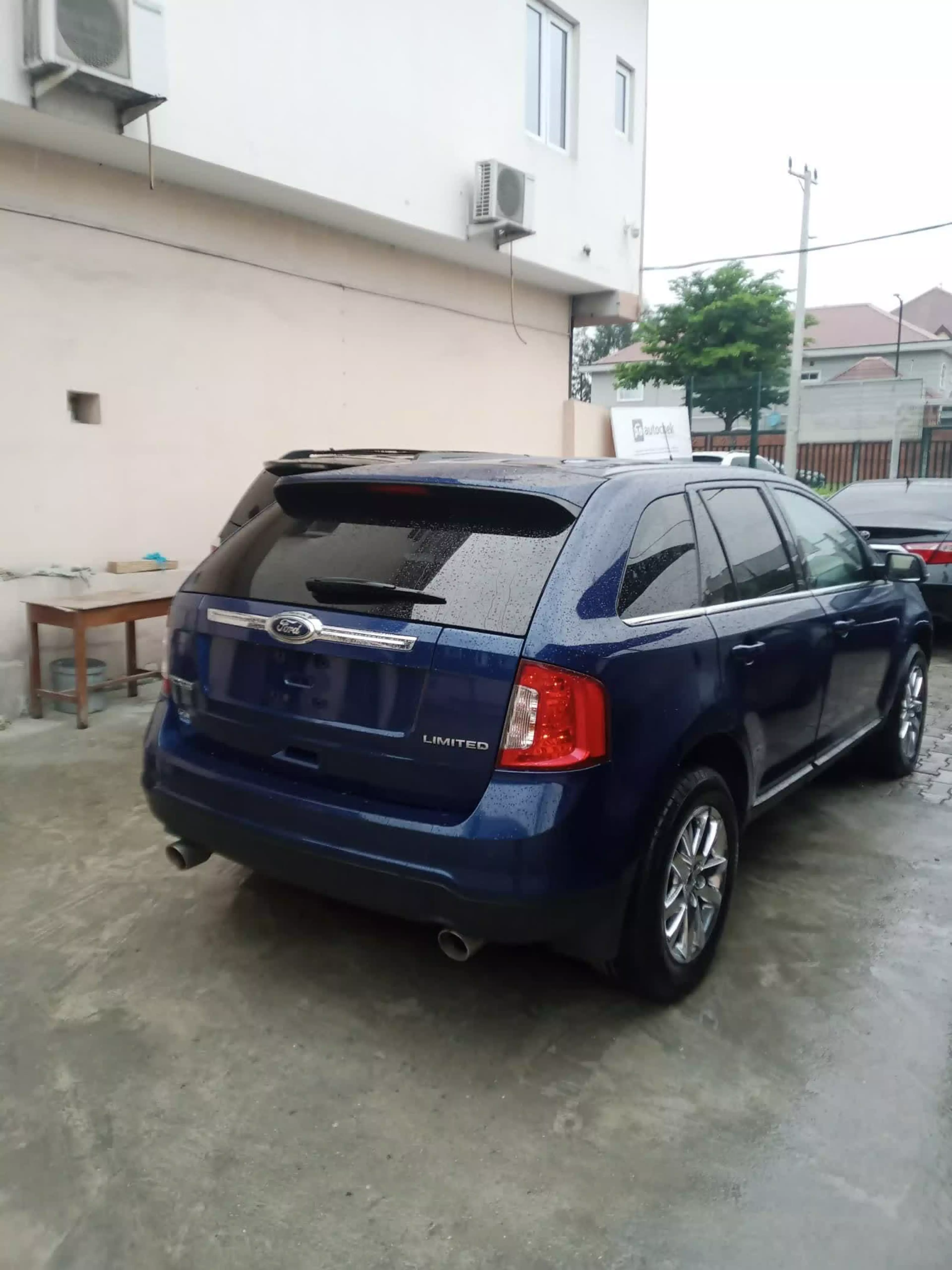 Ford Edge   - 2013