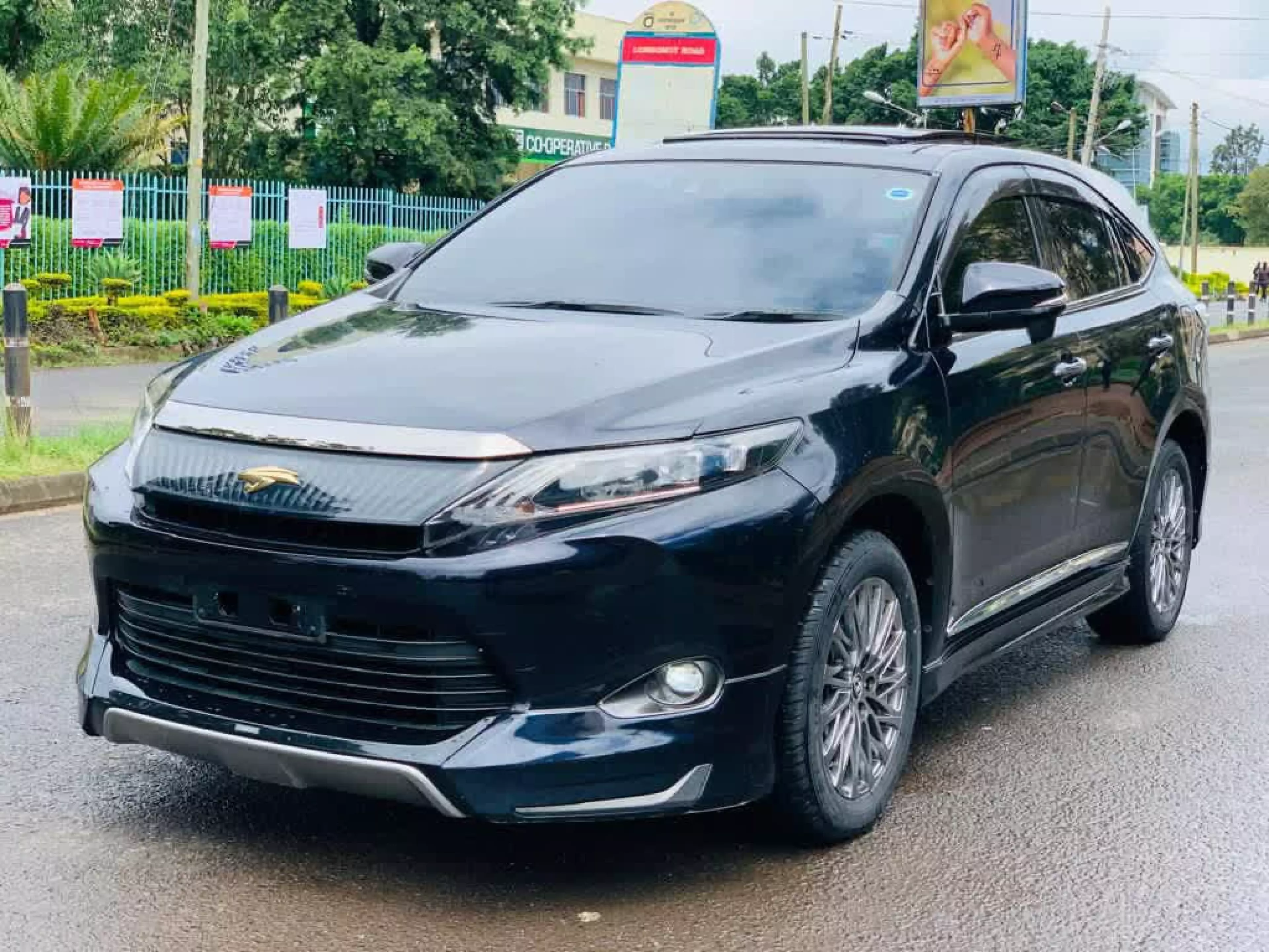Toyota Harrier - 2015