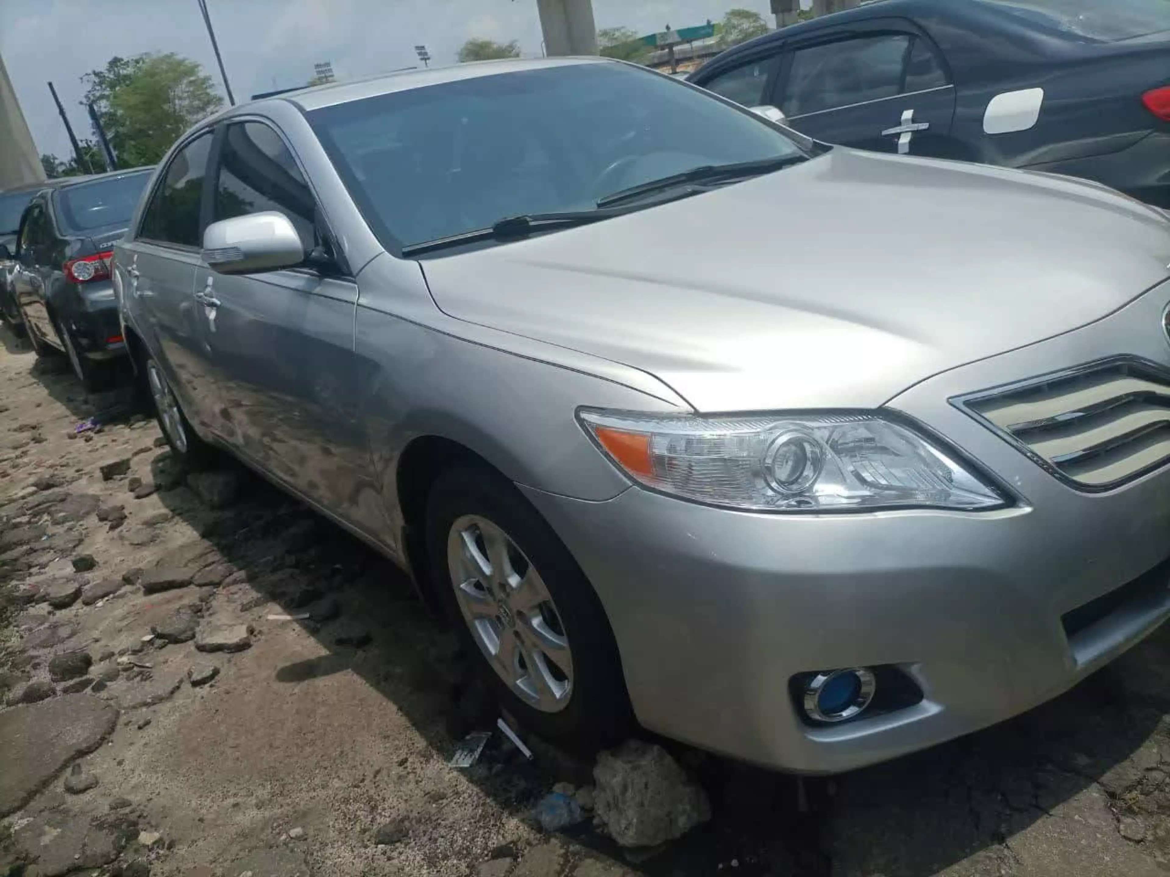 Toyota Camry - 2011