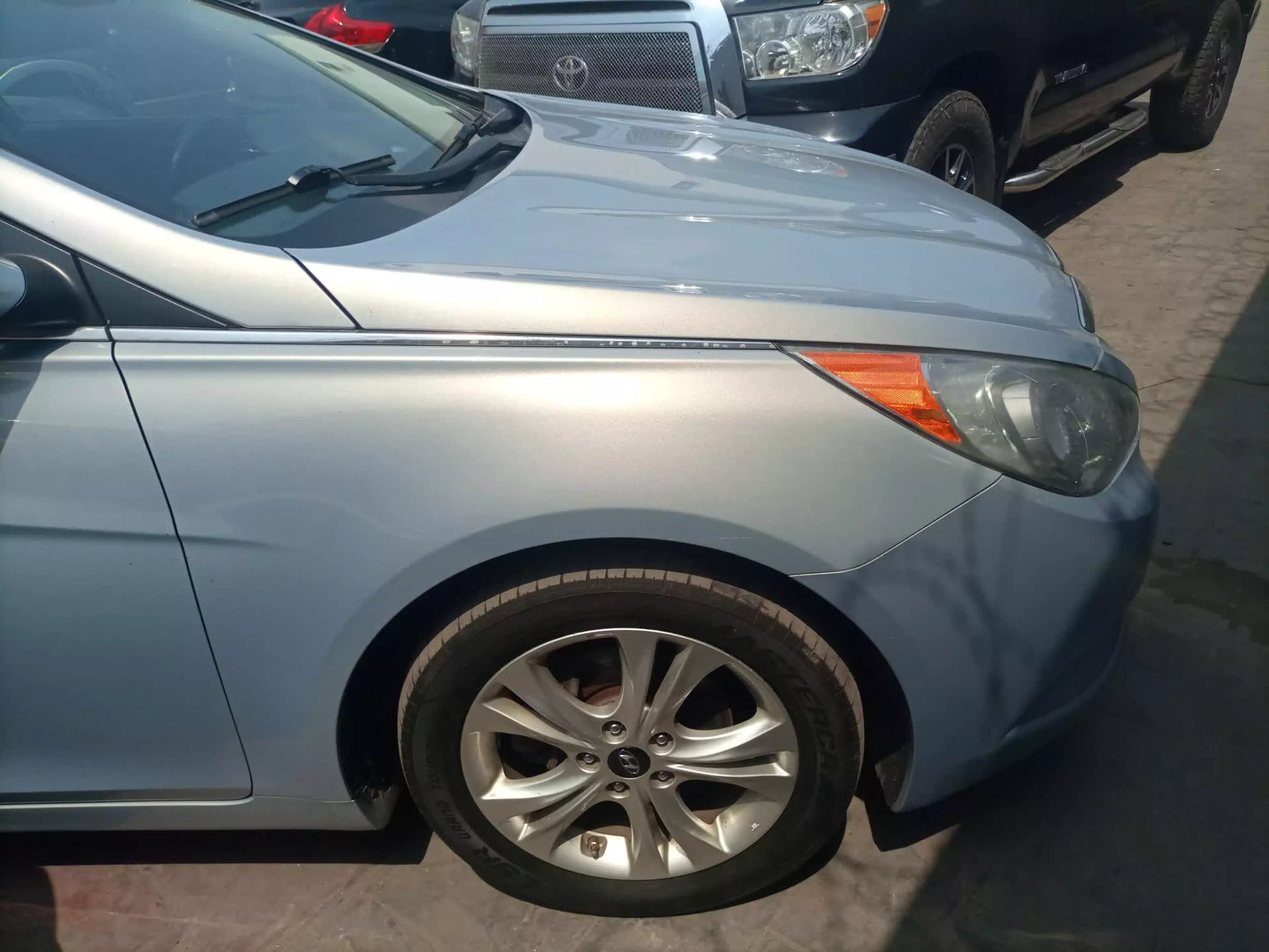 Hyundai Sonata - 2011