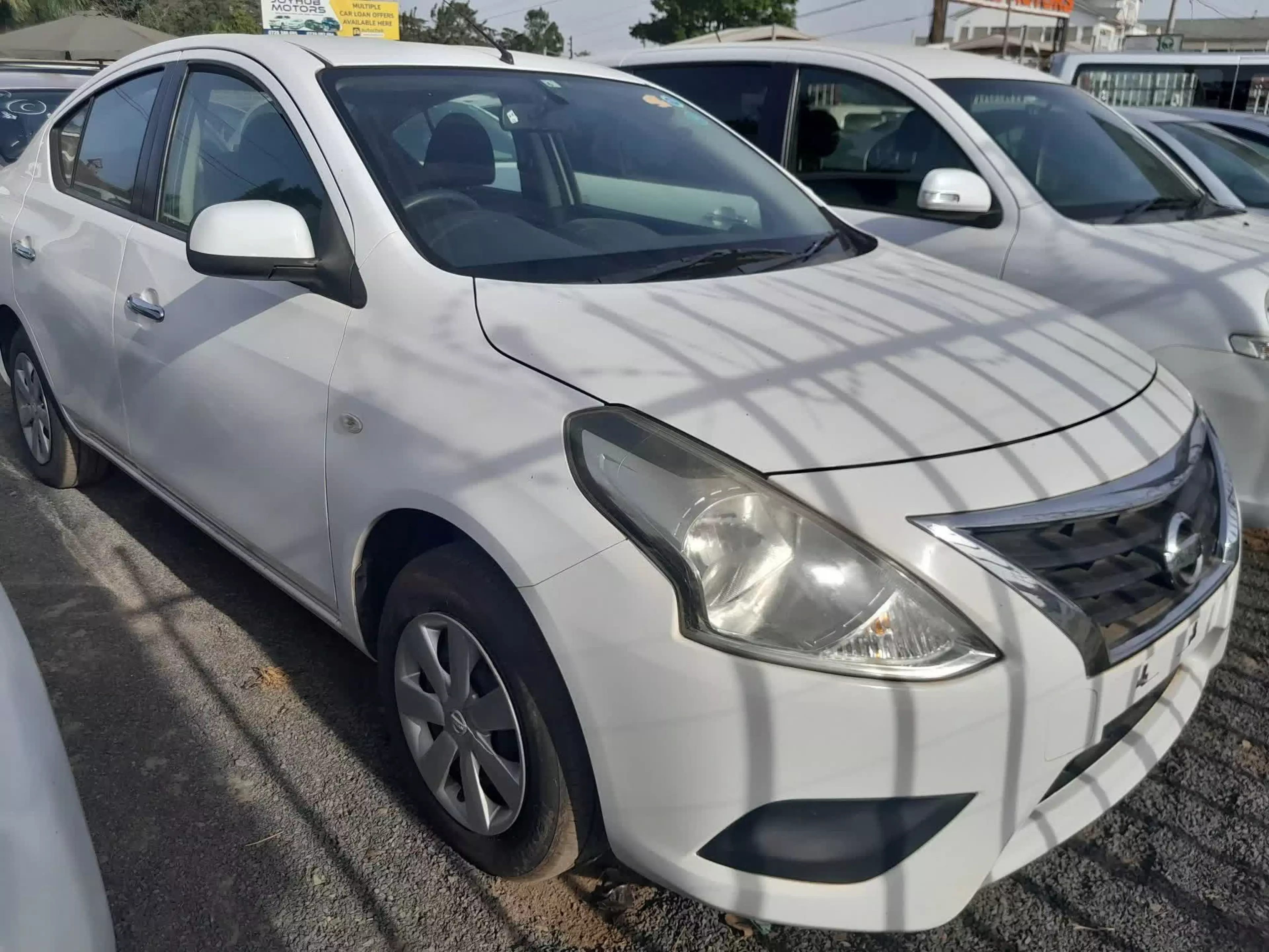 Nissan Latio - 2015