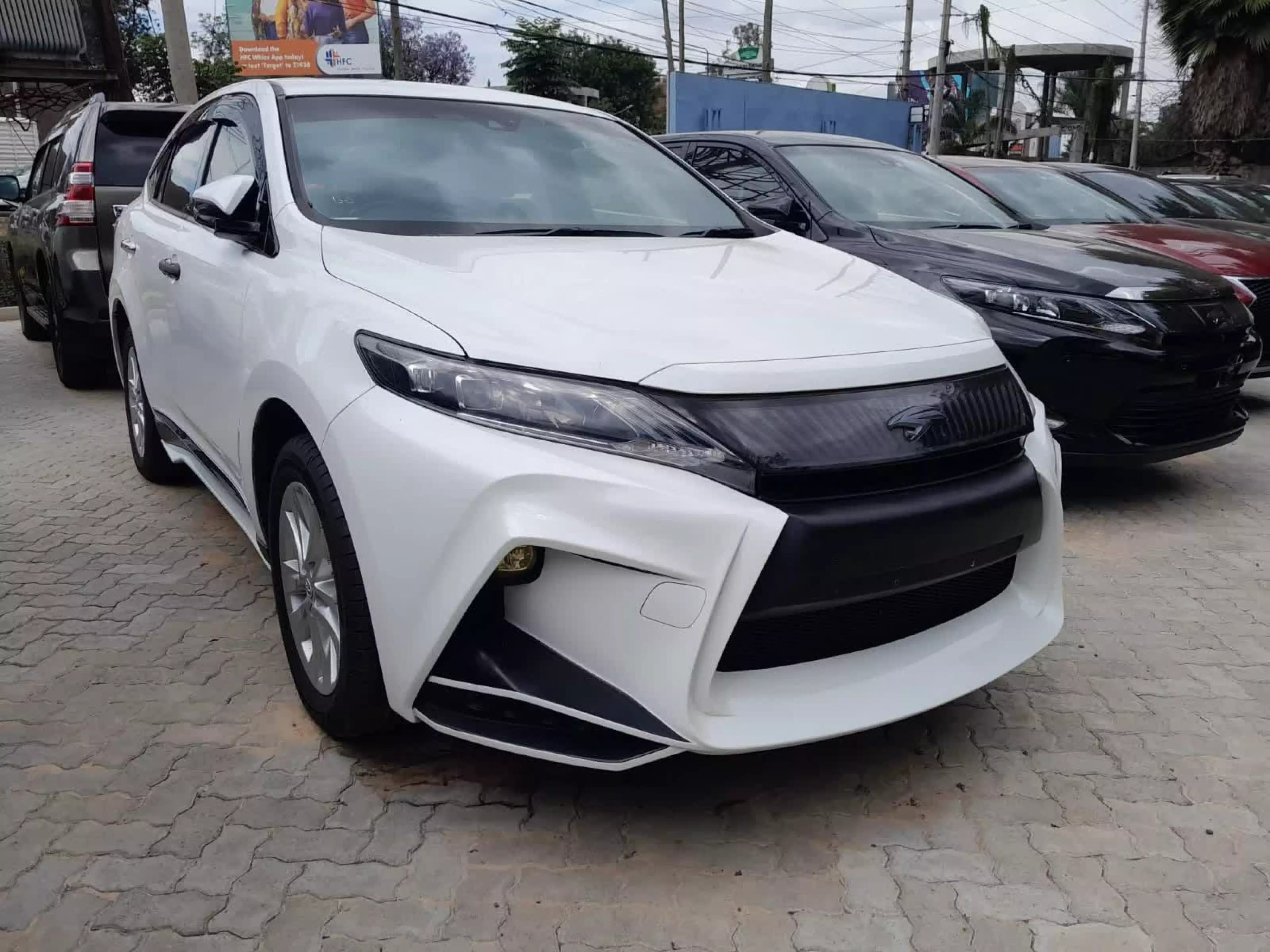 Toyota Harrier - 2015