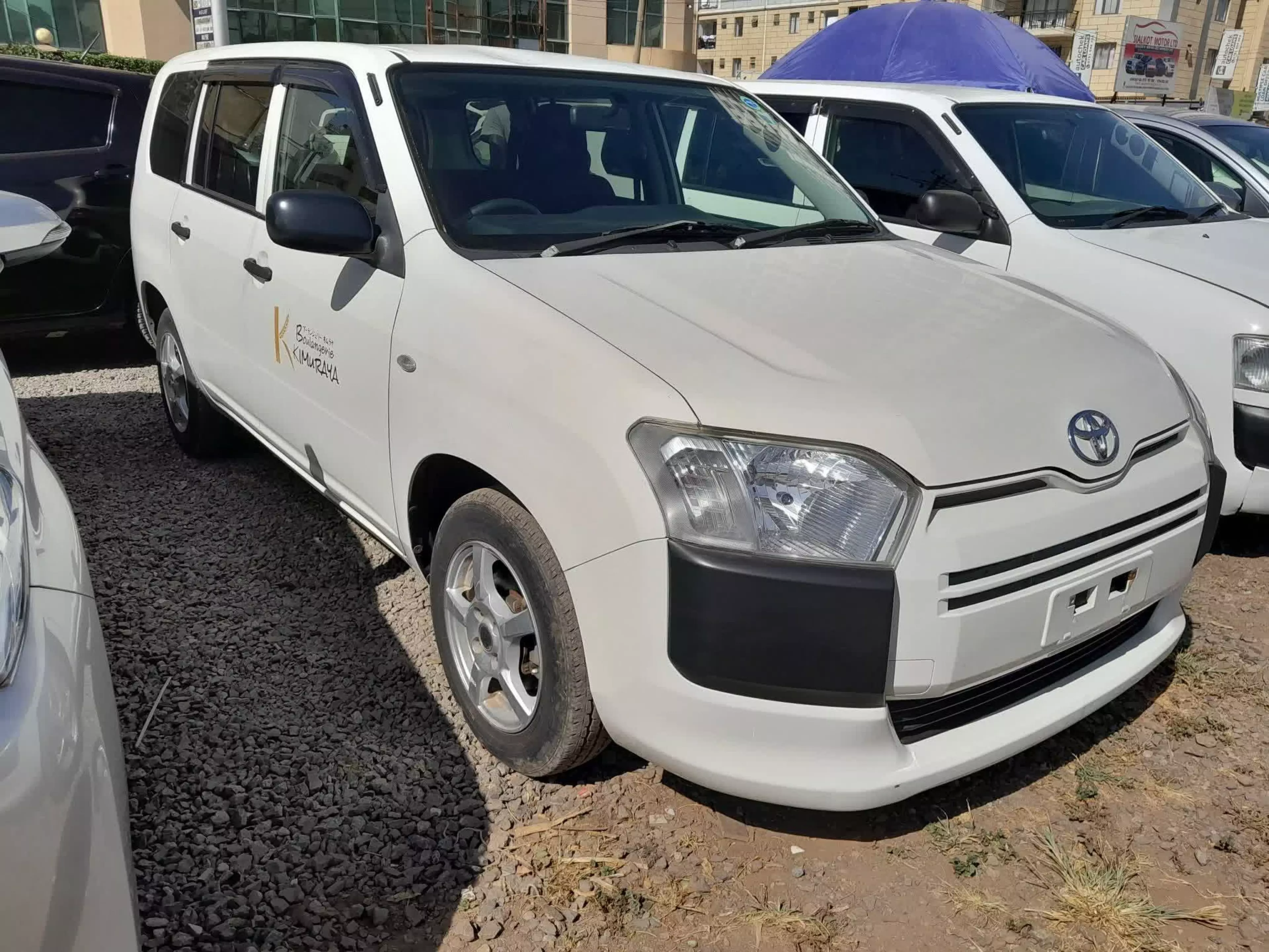 Toyota Succeed  - 2015