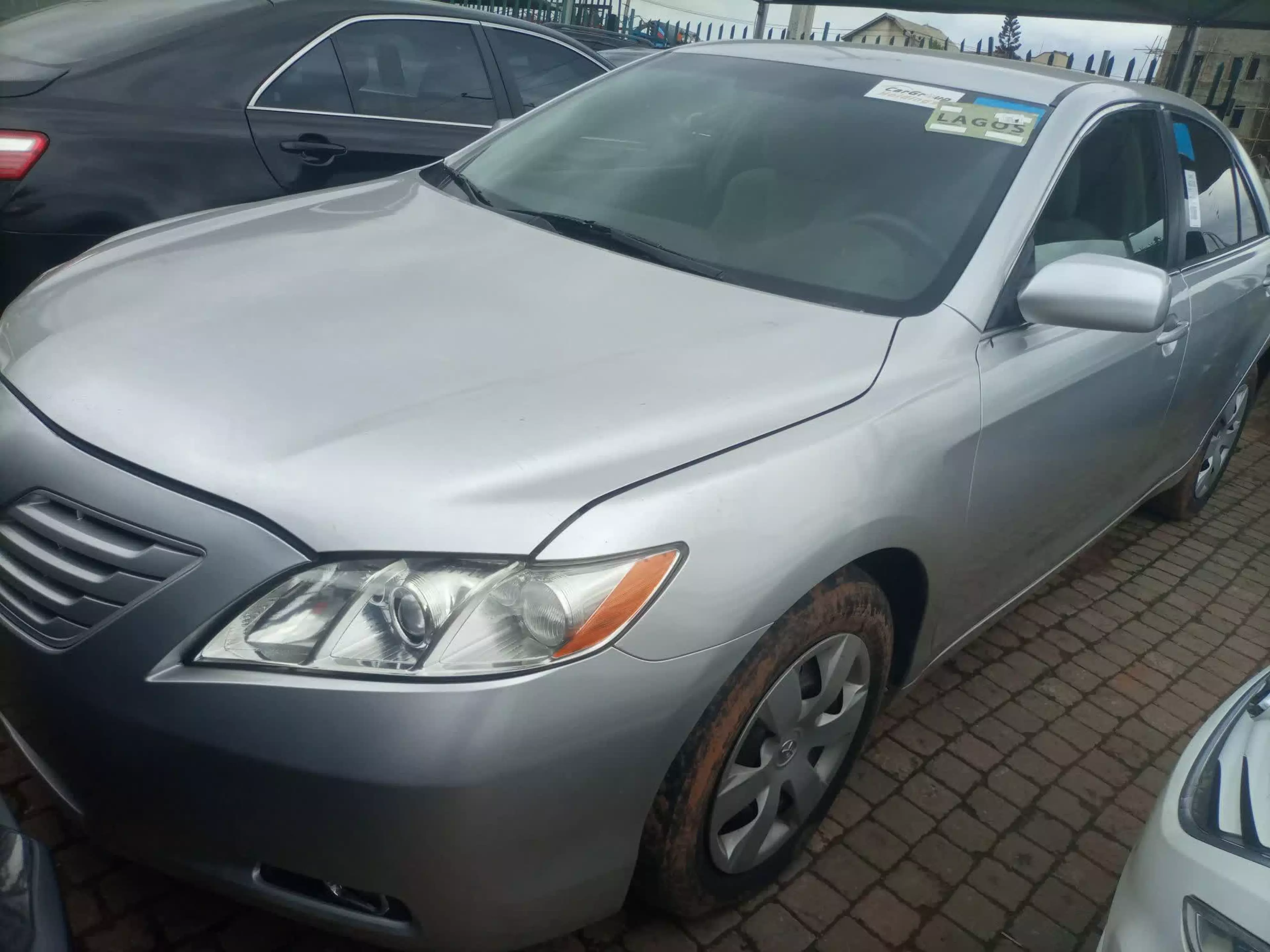 Toyota Camry - 2009