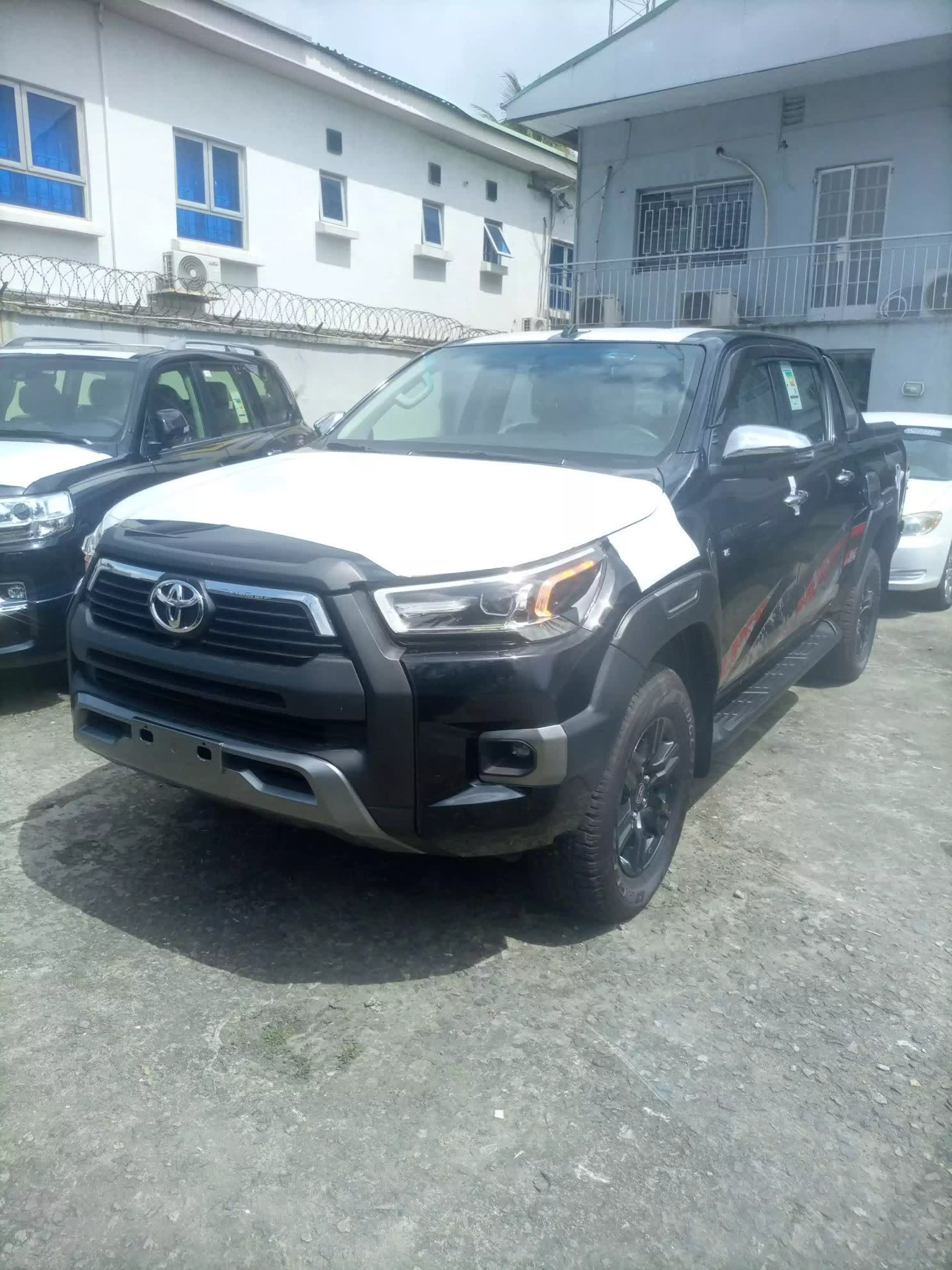 Toyota Hilux - 2023