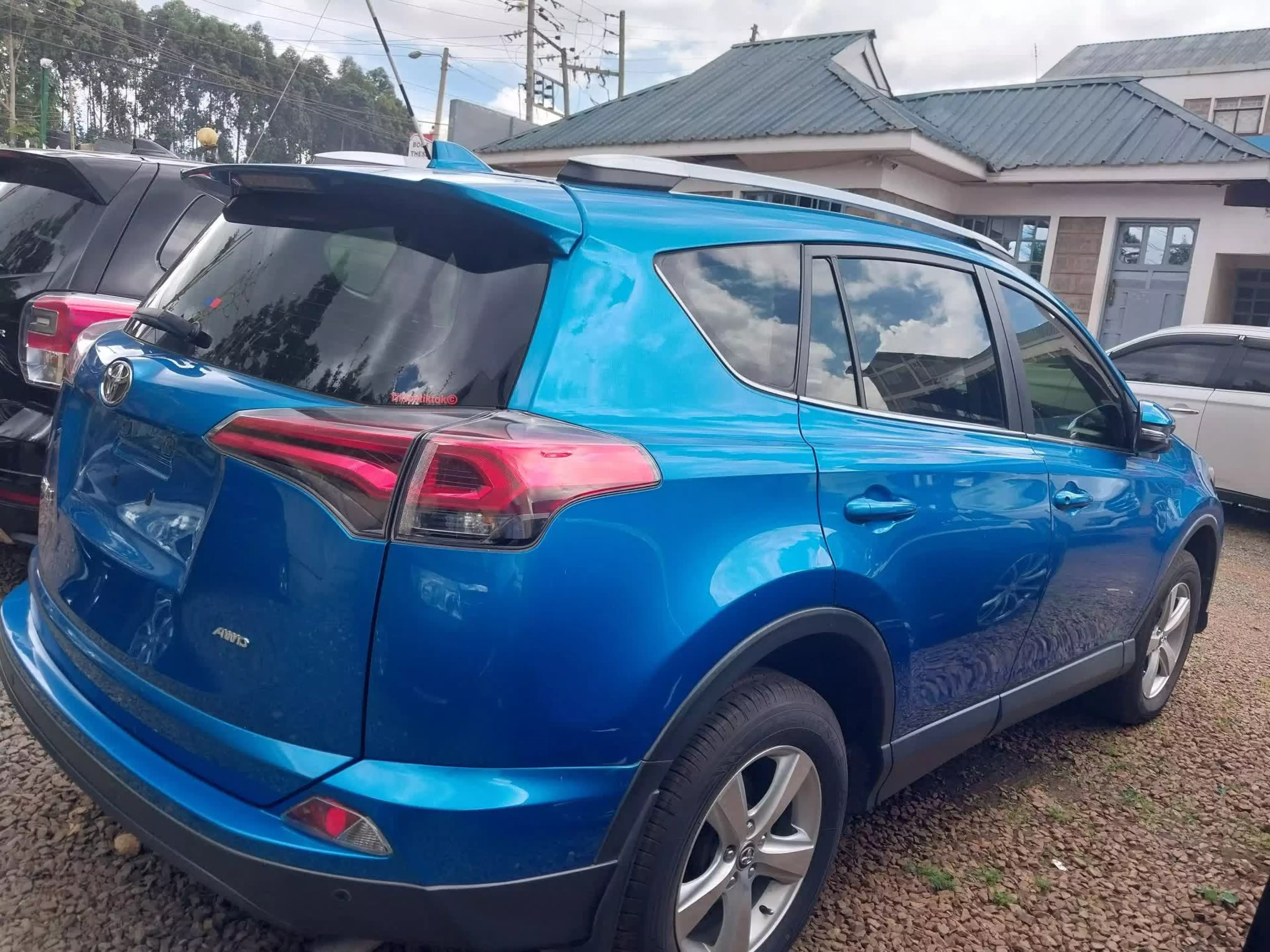 Toyota RAV 4   - 2016