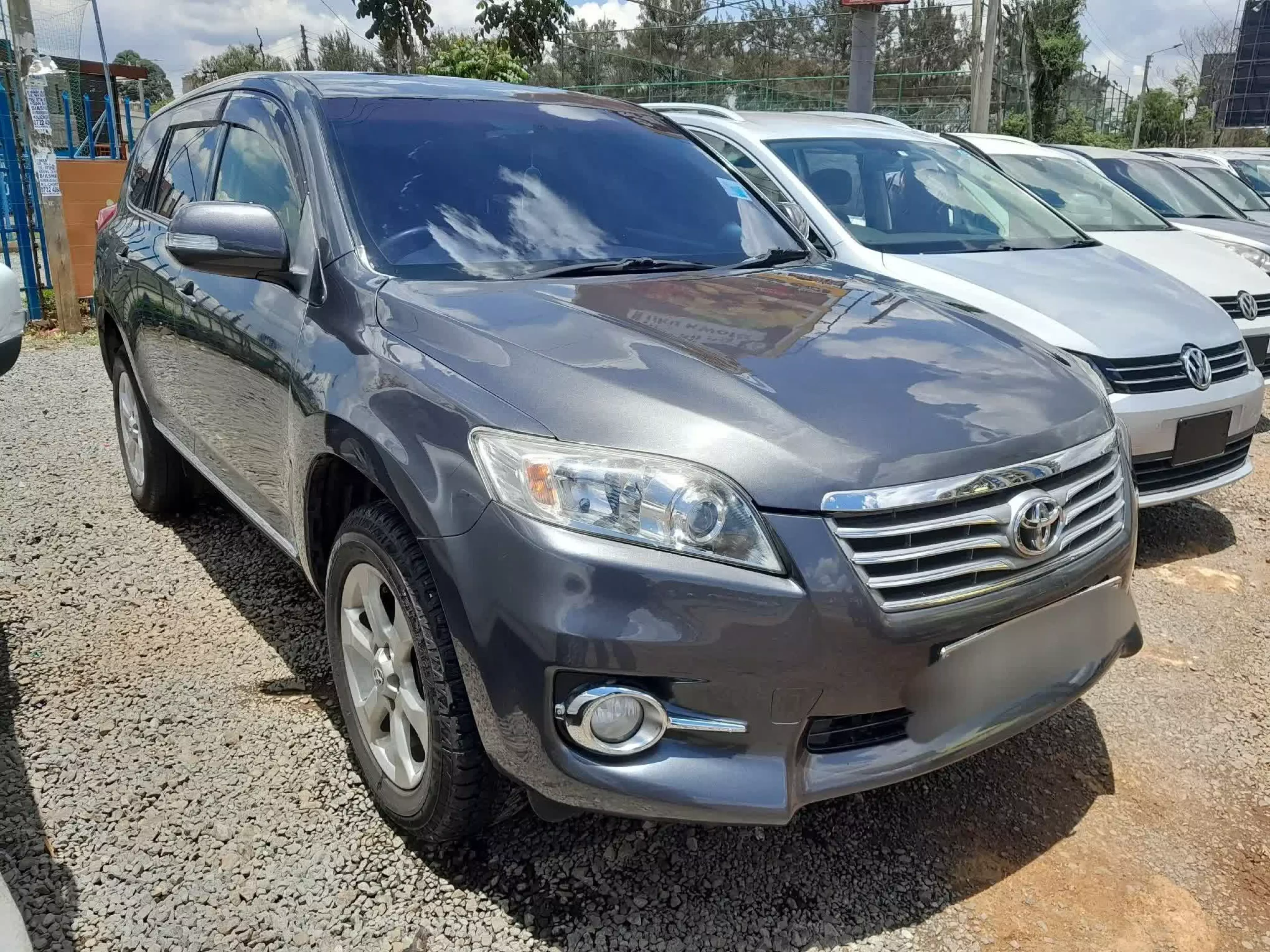 Toyota Vanguard  - 2012