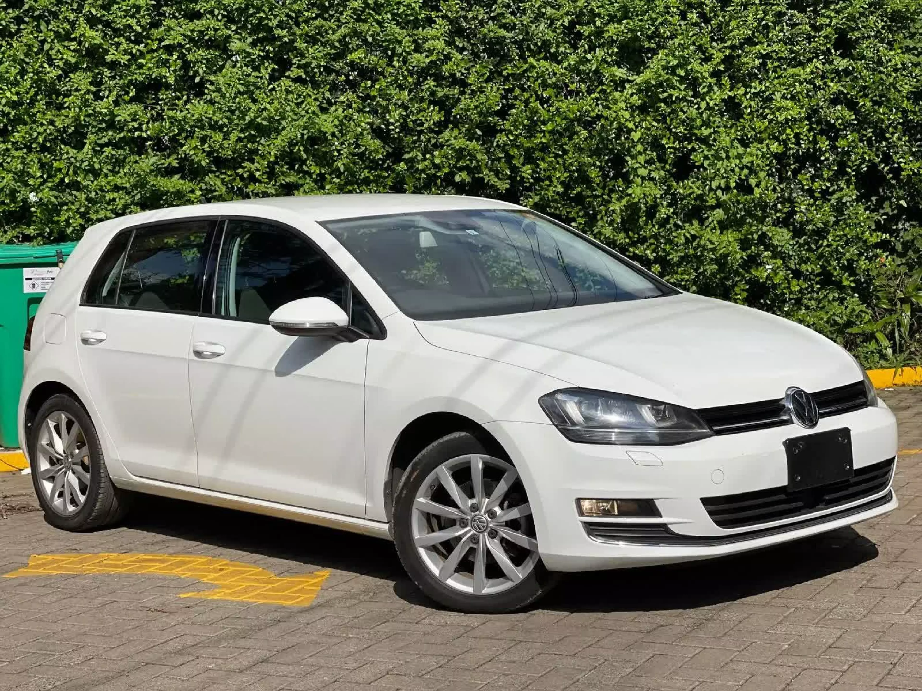 Volkswagen Golf - 2015