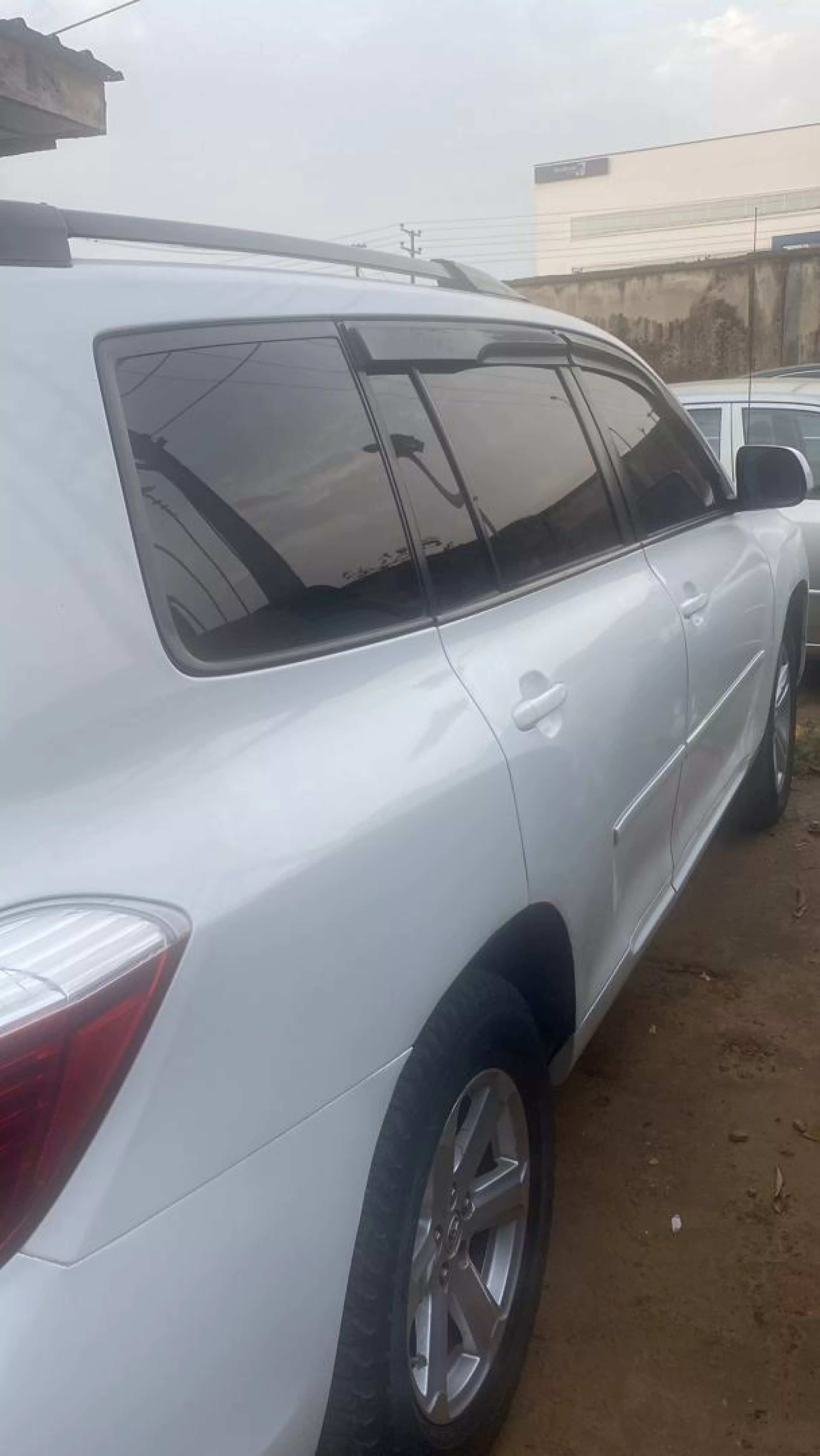 Toyota Highlander   - 2010