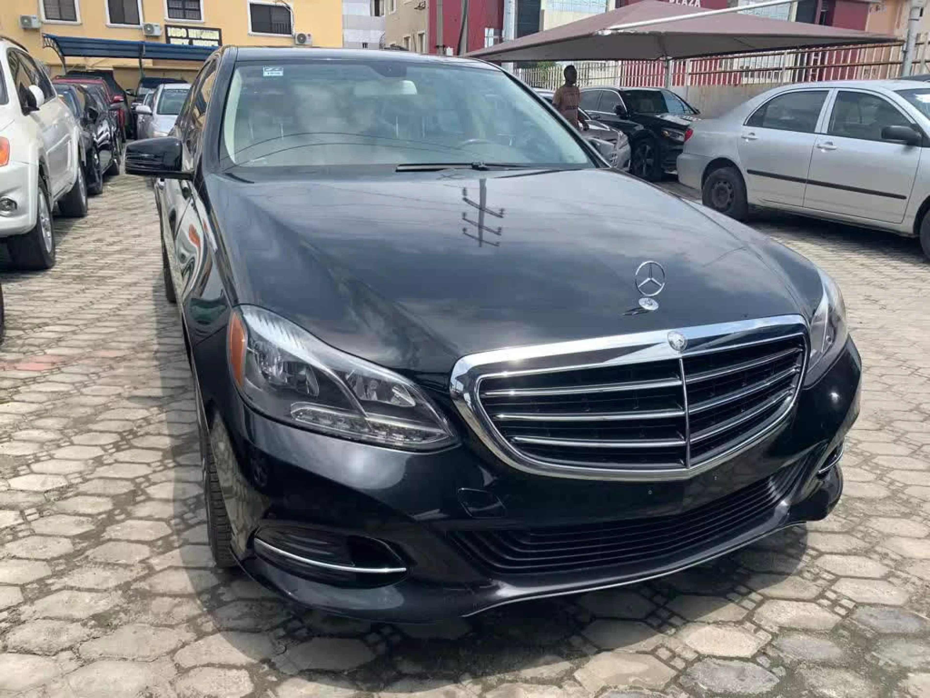 Mercedes-Benz E 350 - 2014