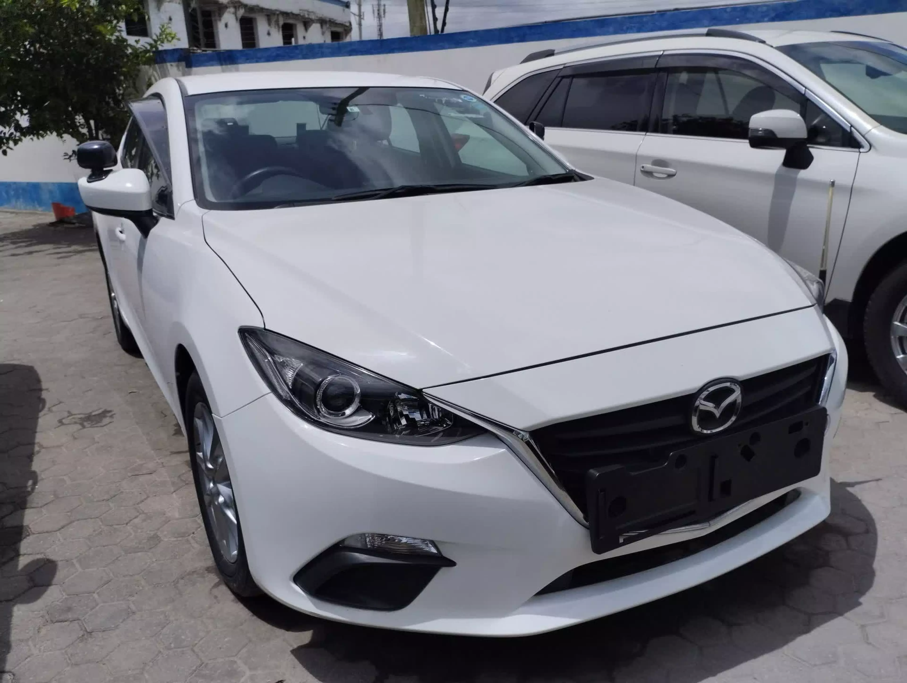 Mazda Axela  - 2016