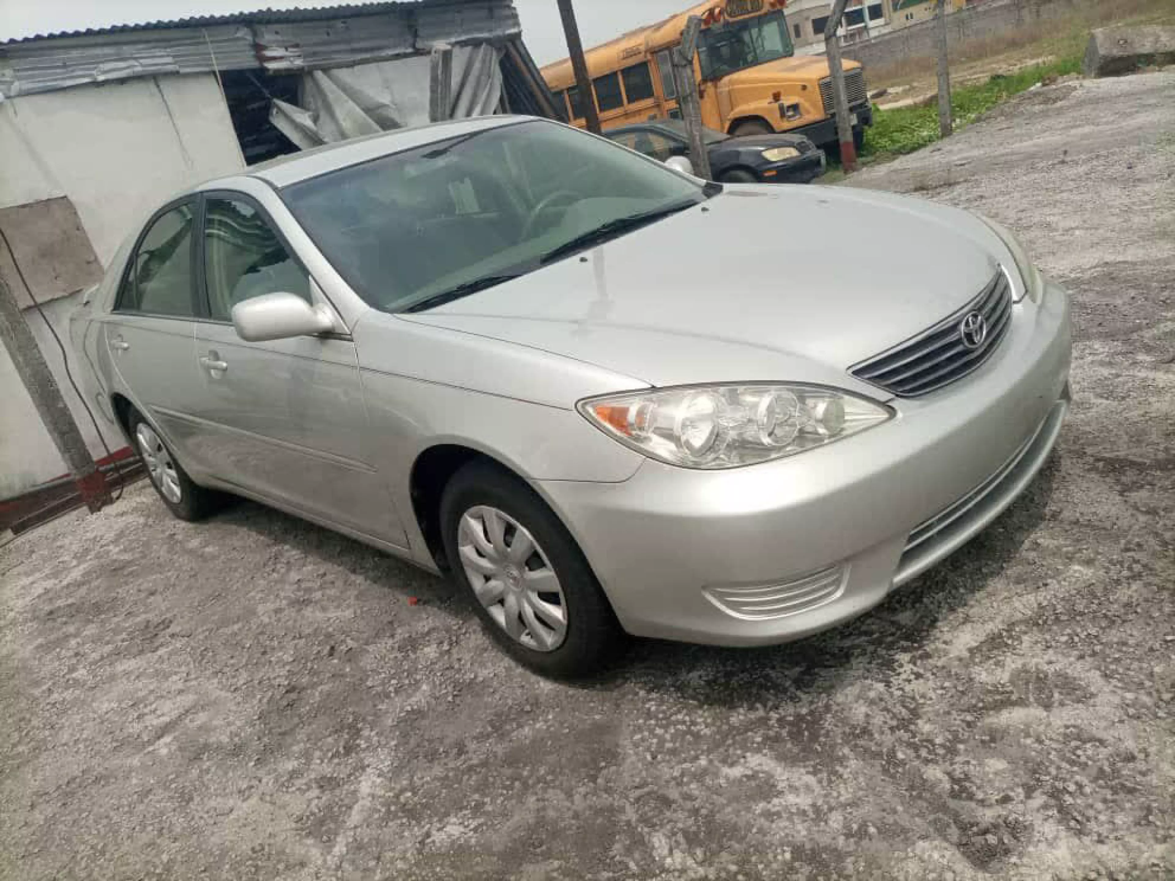 Toyota Camry - 2005