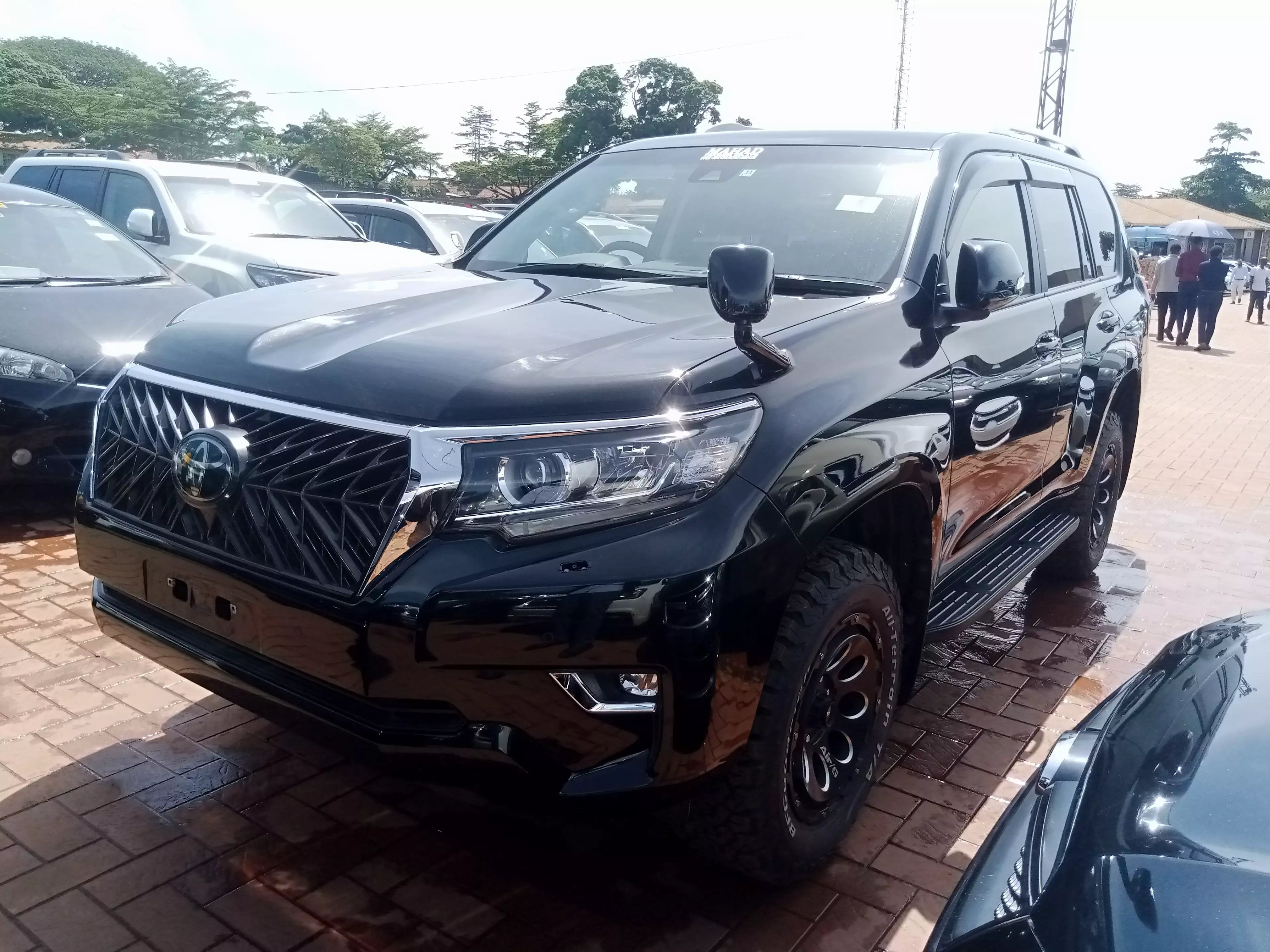 Toyota Landcruiser Prado   - 2017