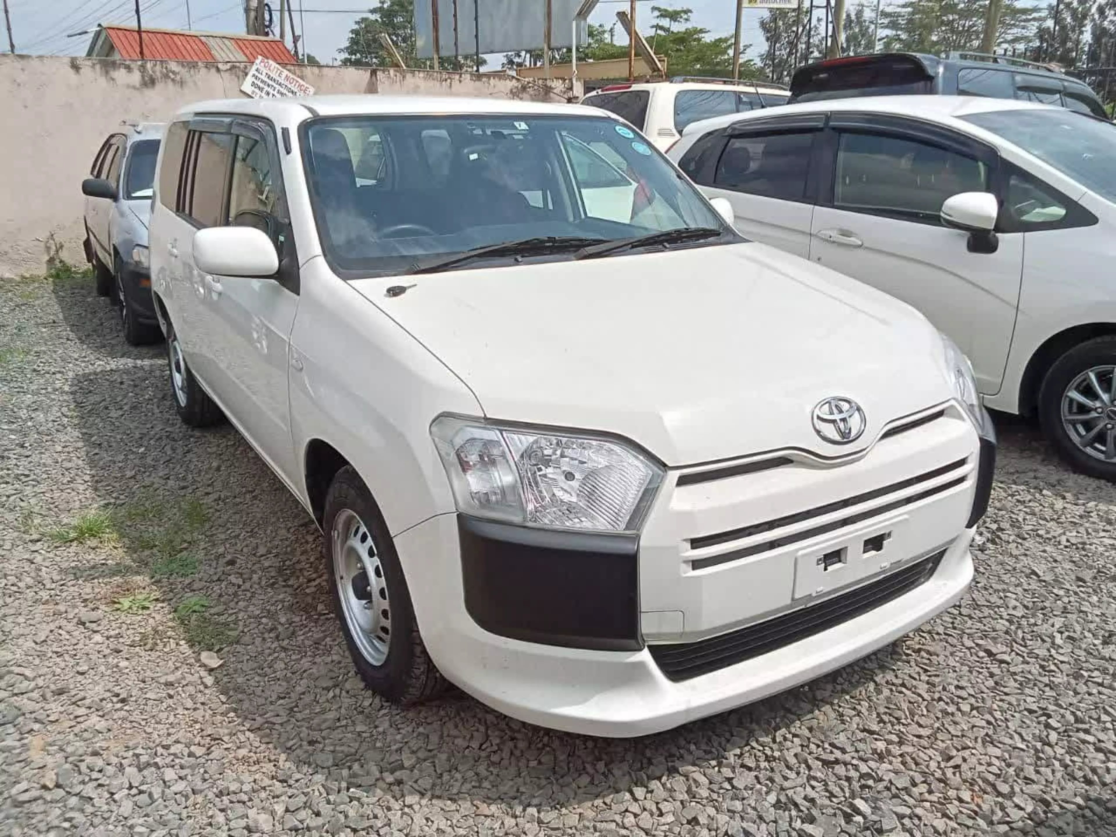 Toyota Probox  - 2017