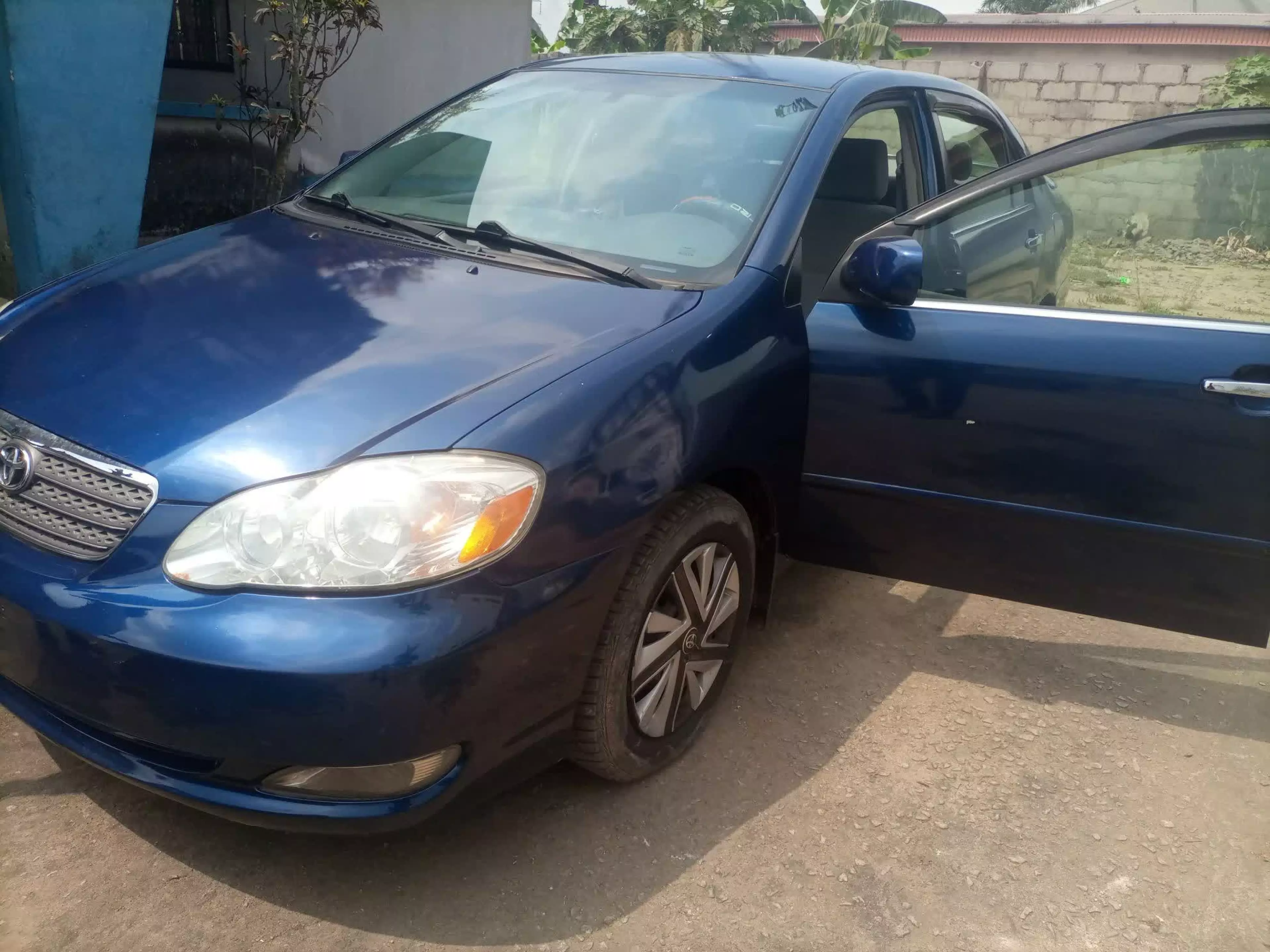 Toyota Corolla - 2005