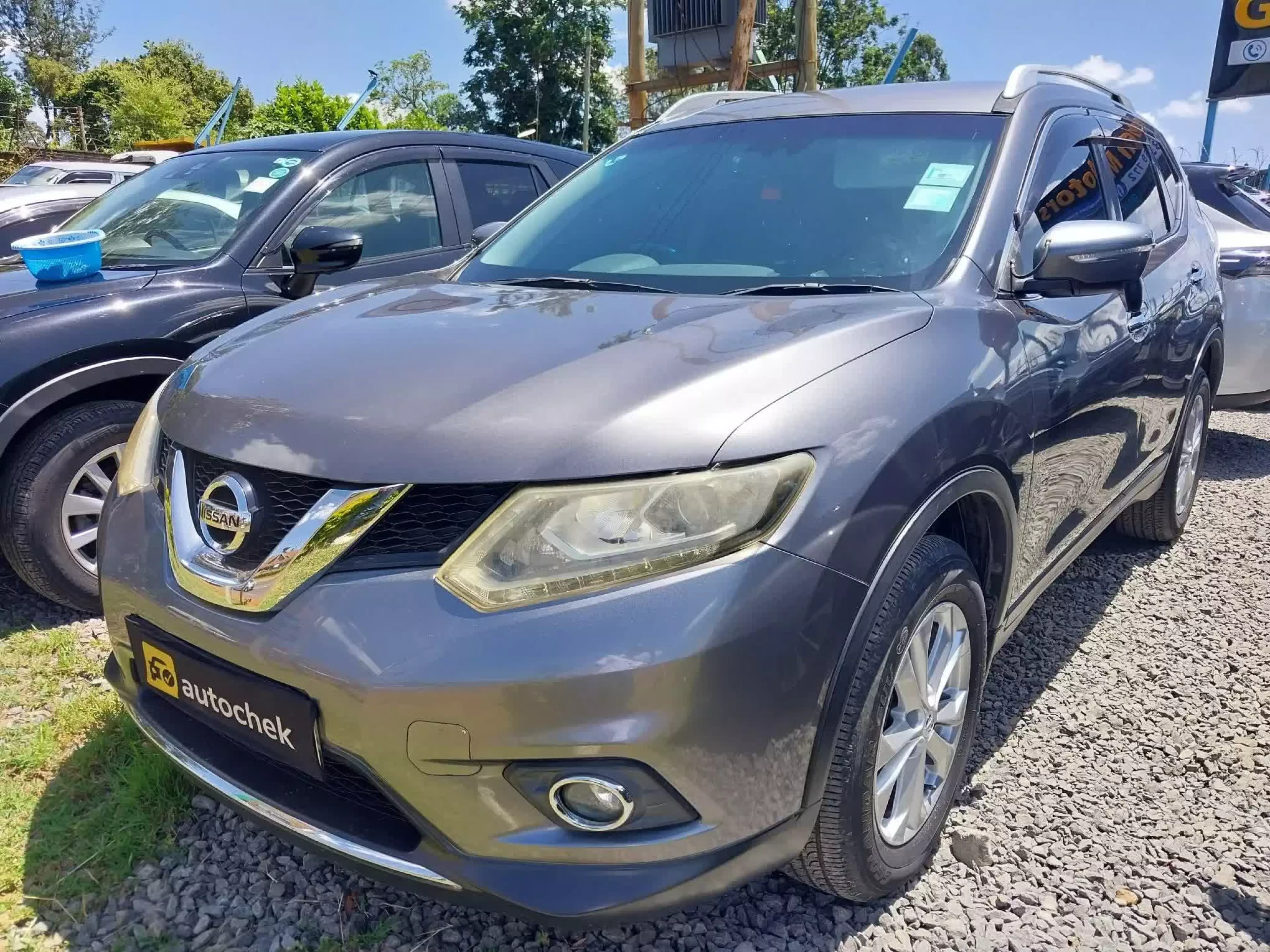 Nissan X-Trail - 2015
