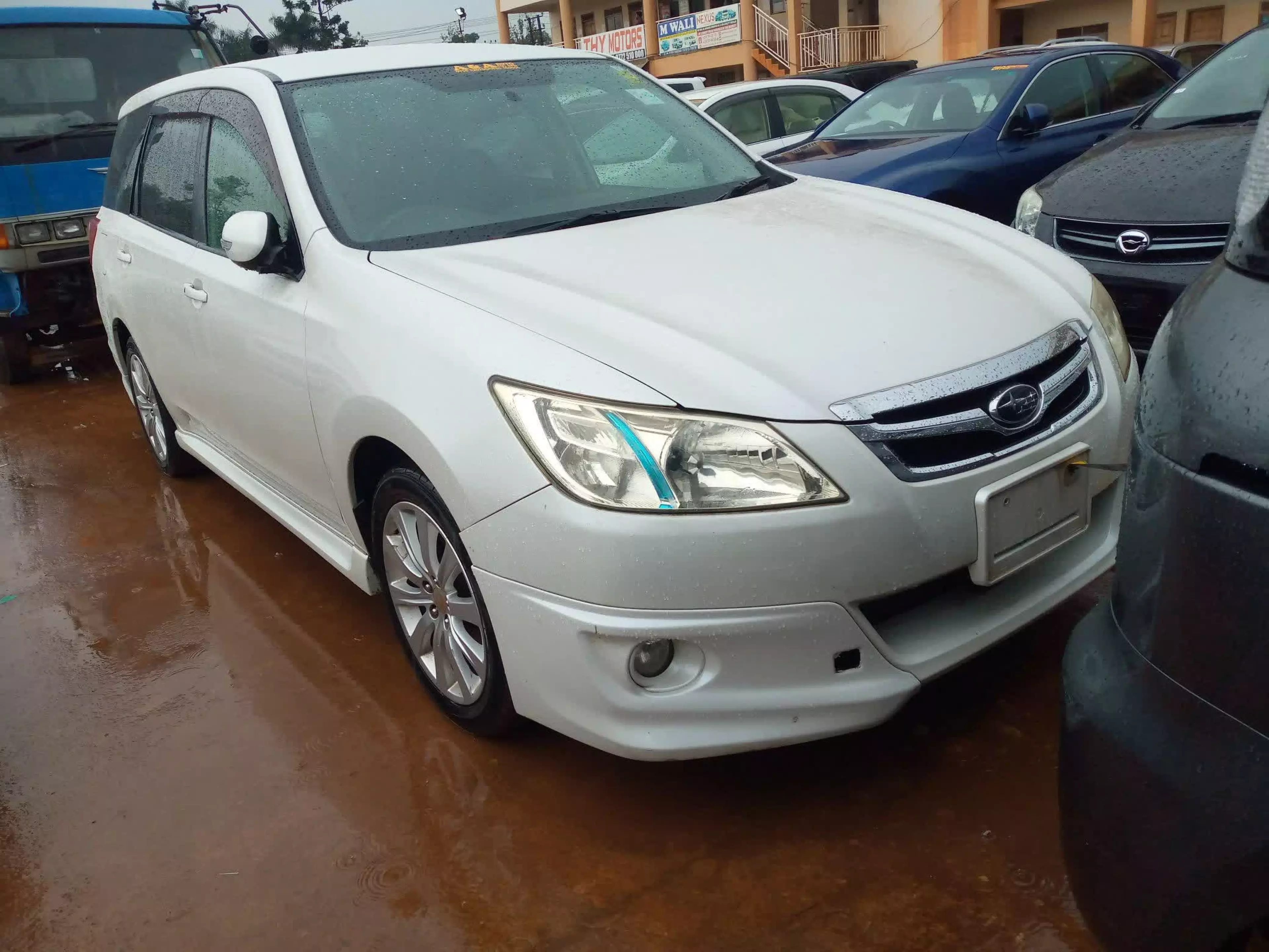 Subaru Exiga  - 2009