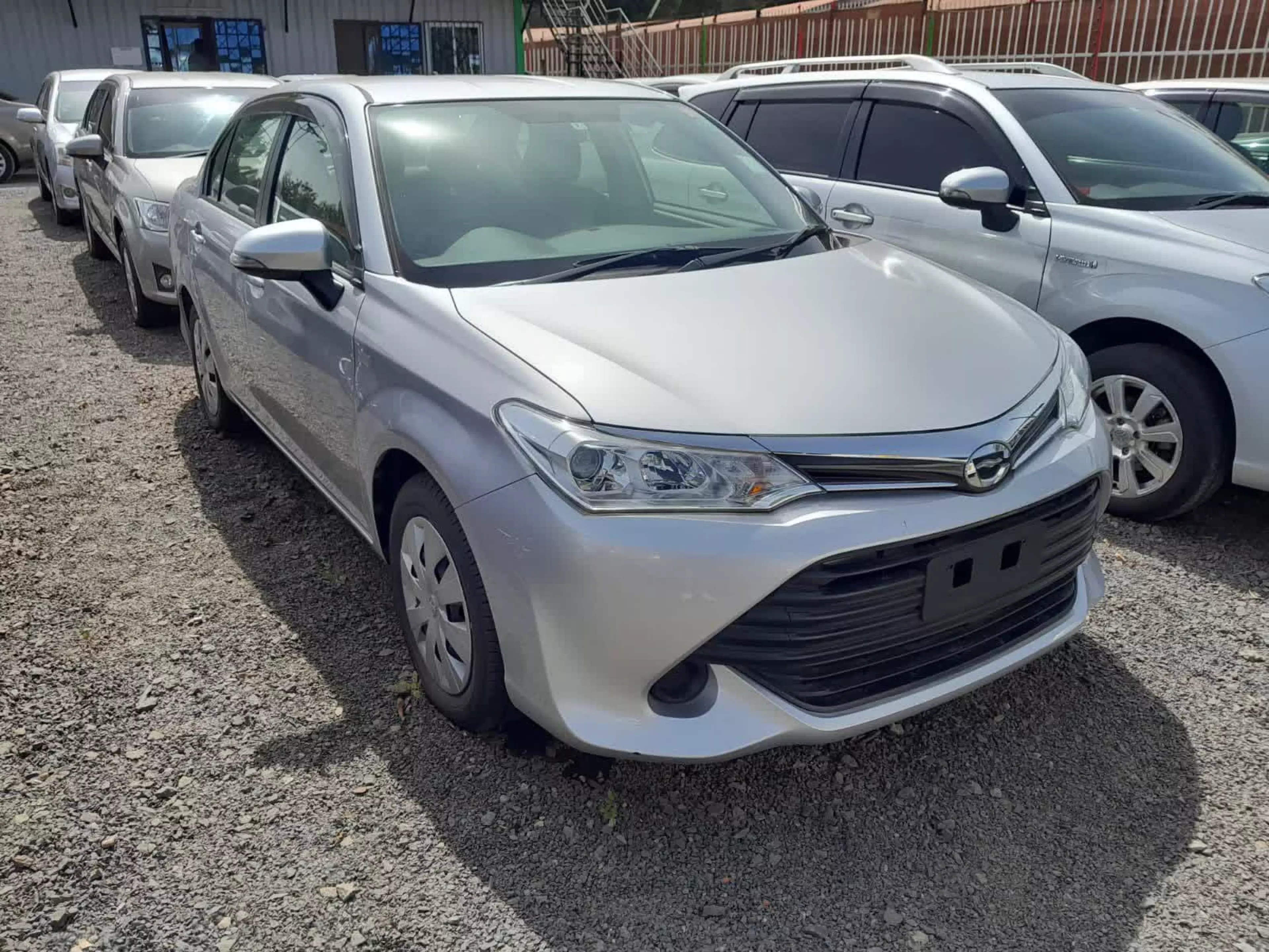 Toyota Axio  - 2016