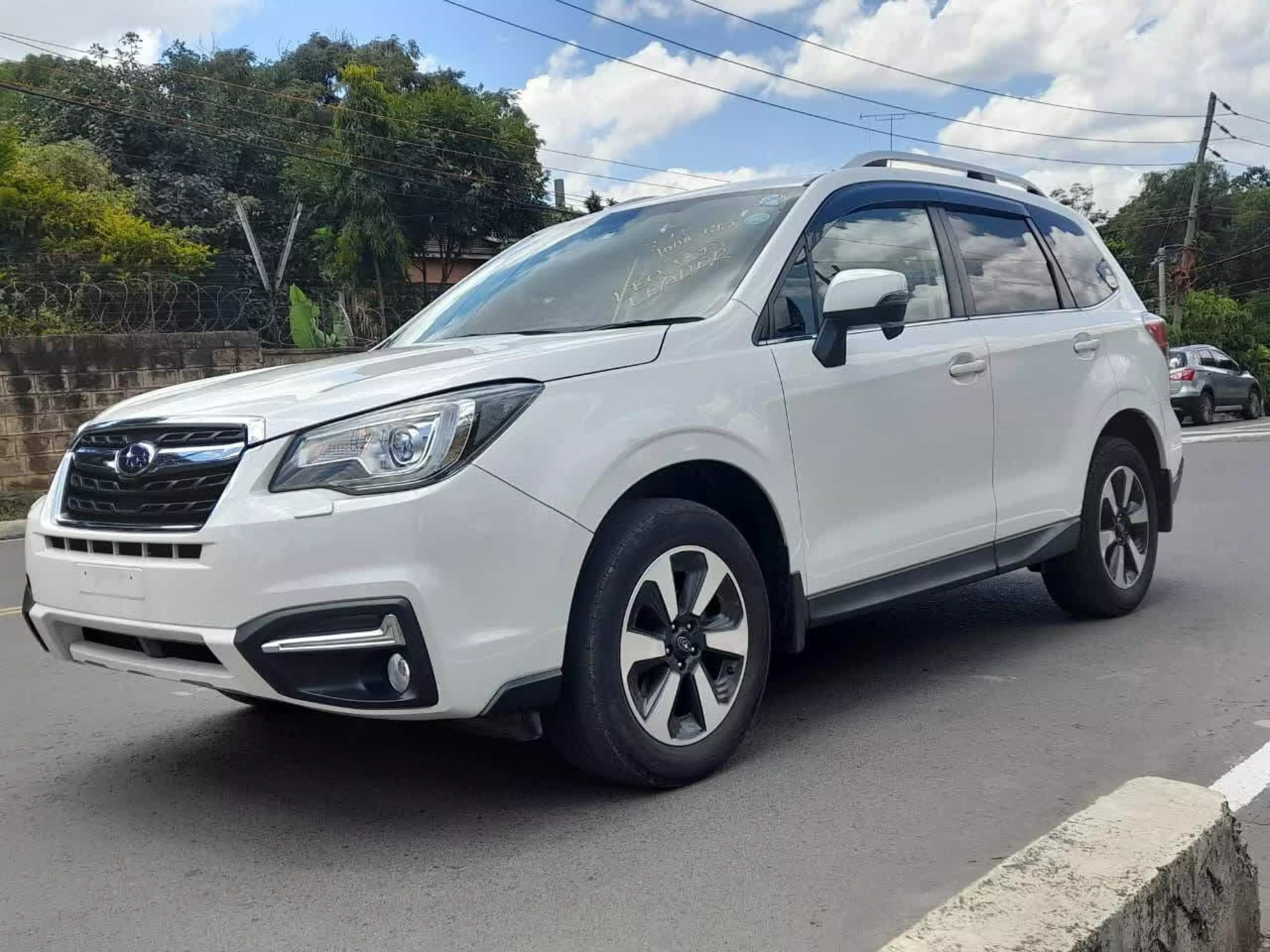 Subaru Forester   - 2017