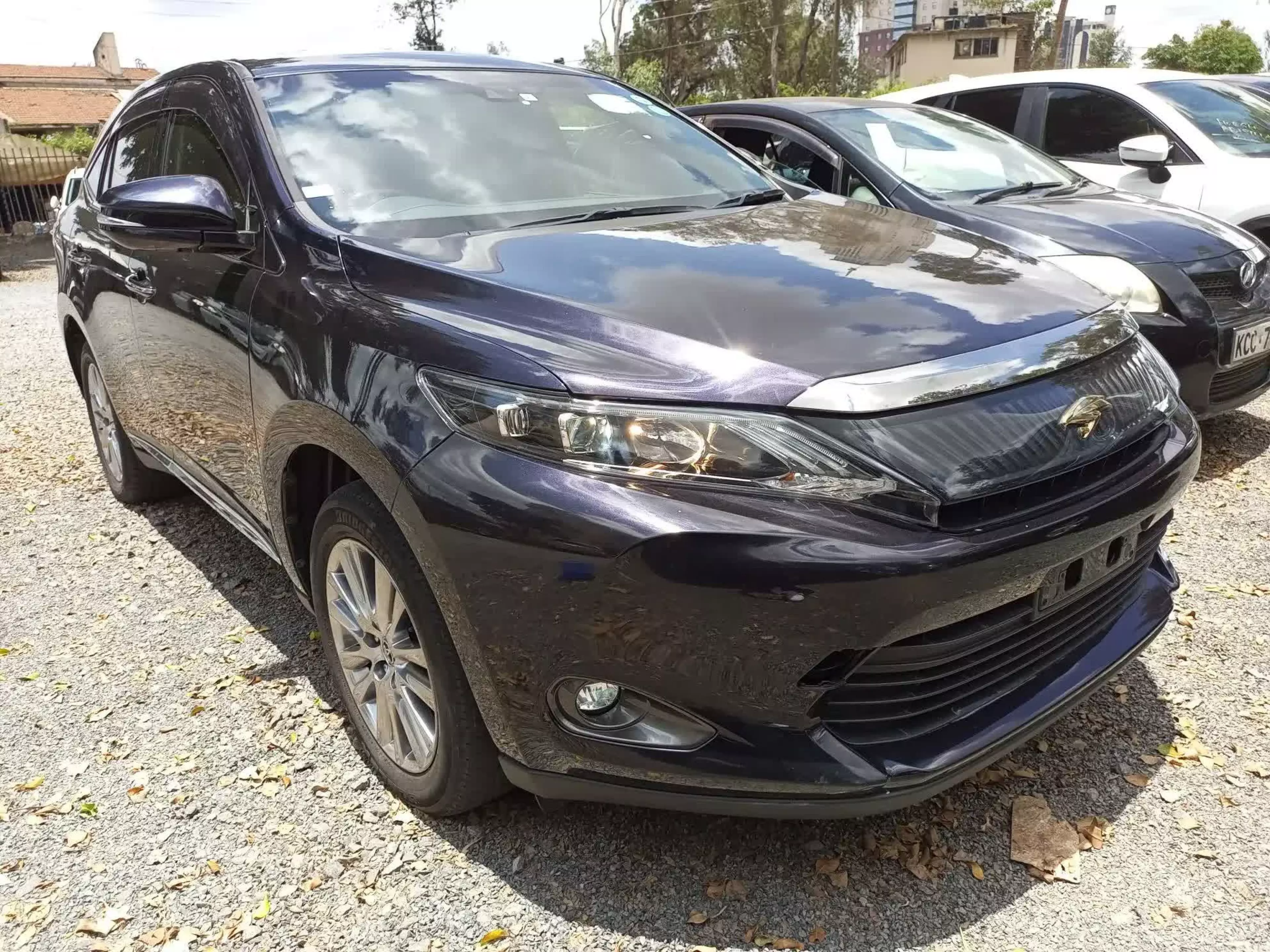 Toyota Harrier - 2016