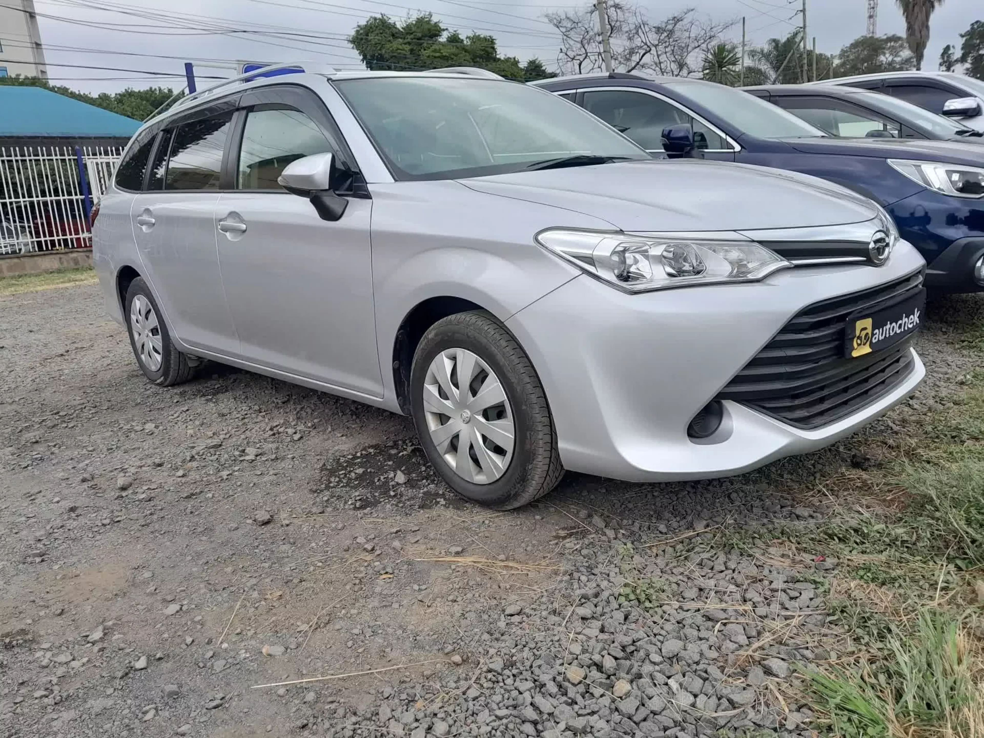 Toyota Fielder  - 2016