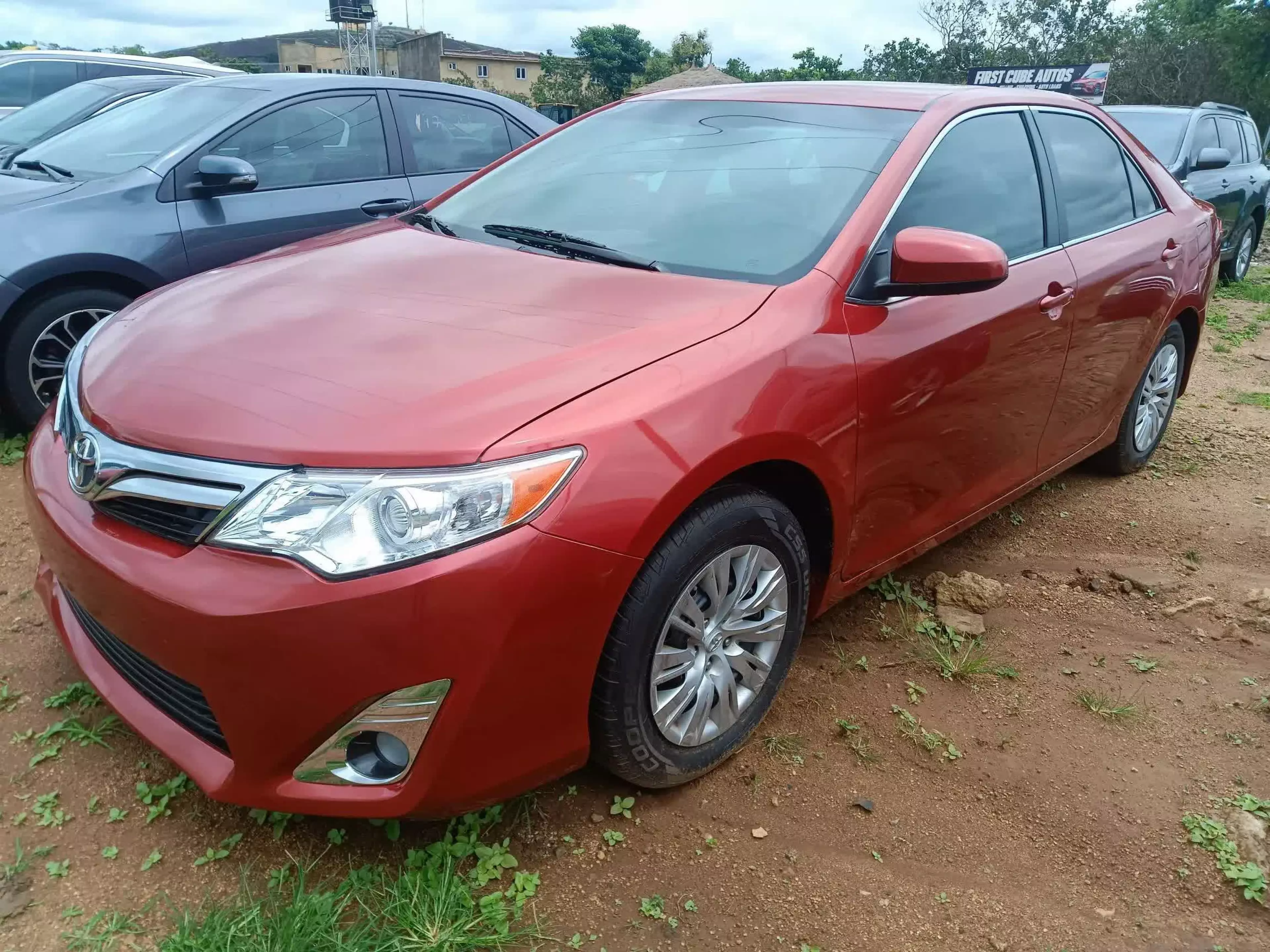 Toyota Camry - 2012