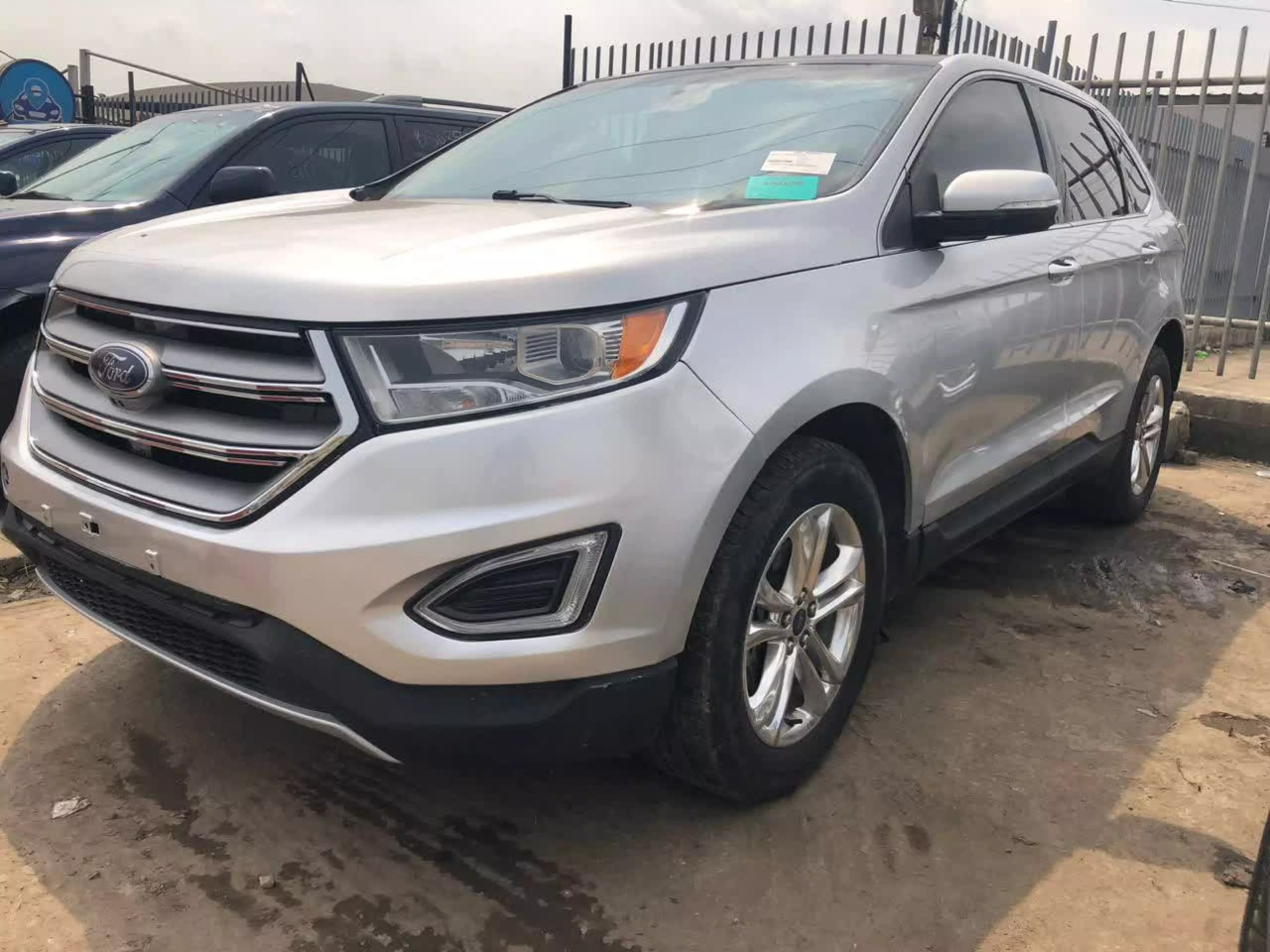 Ford Edge - 2015