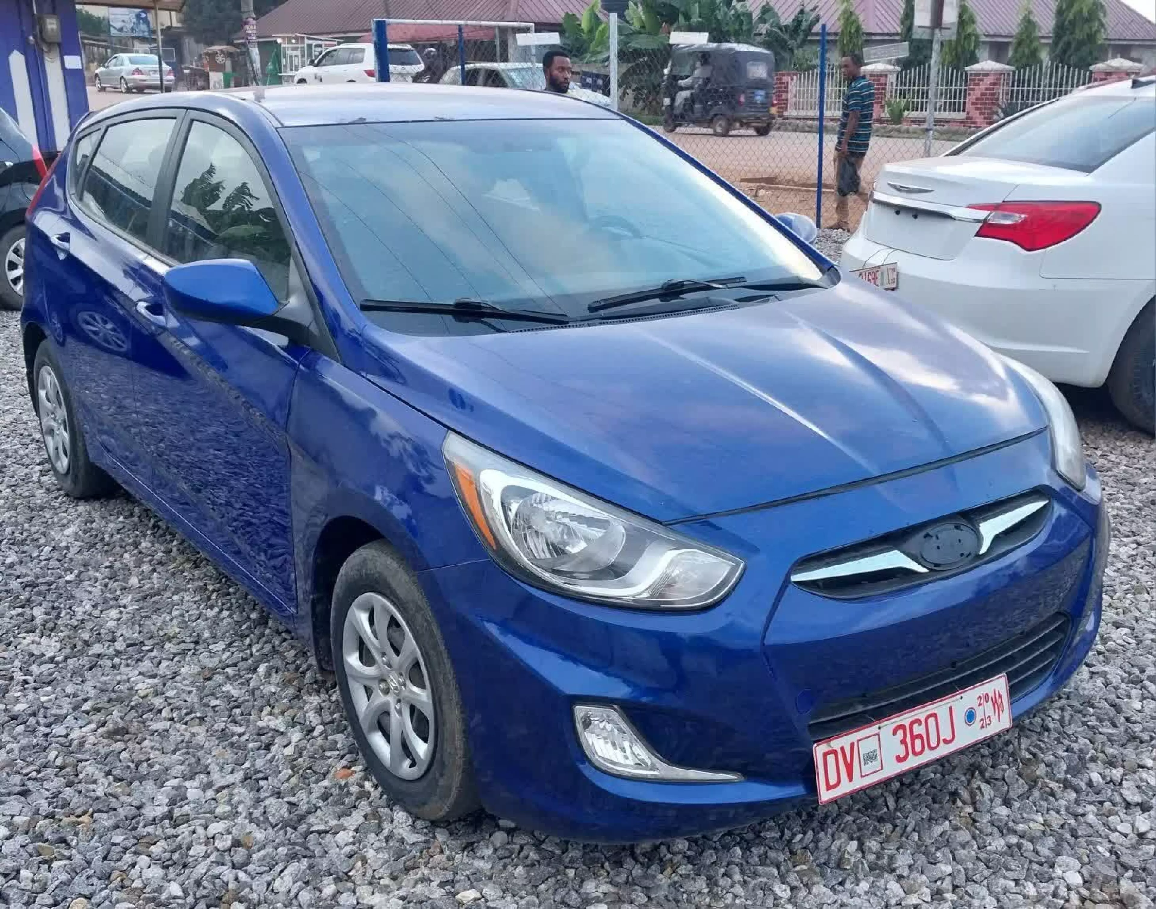 Hyundai Accent - 2012