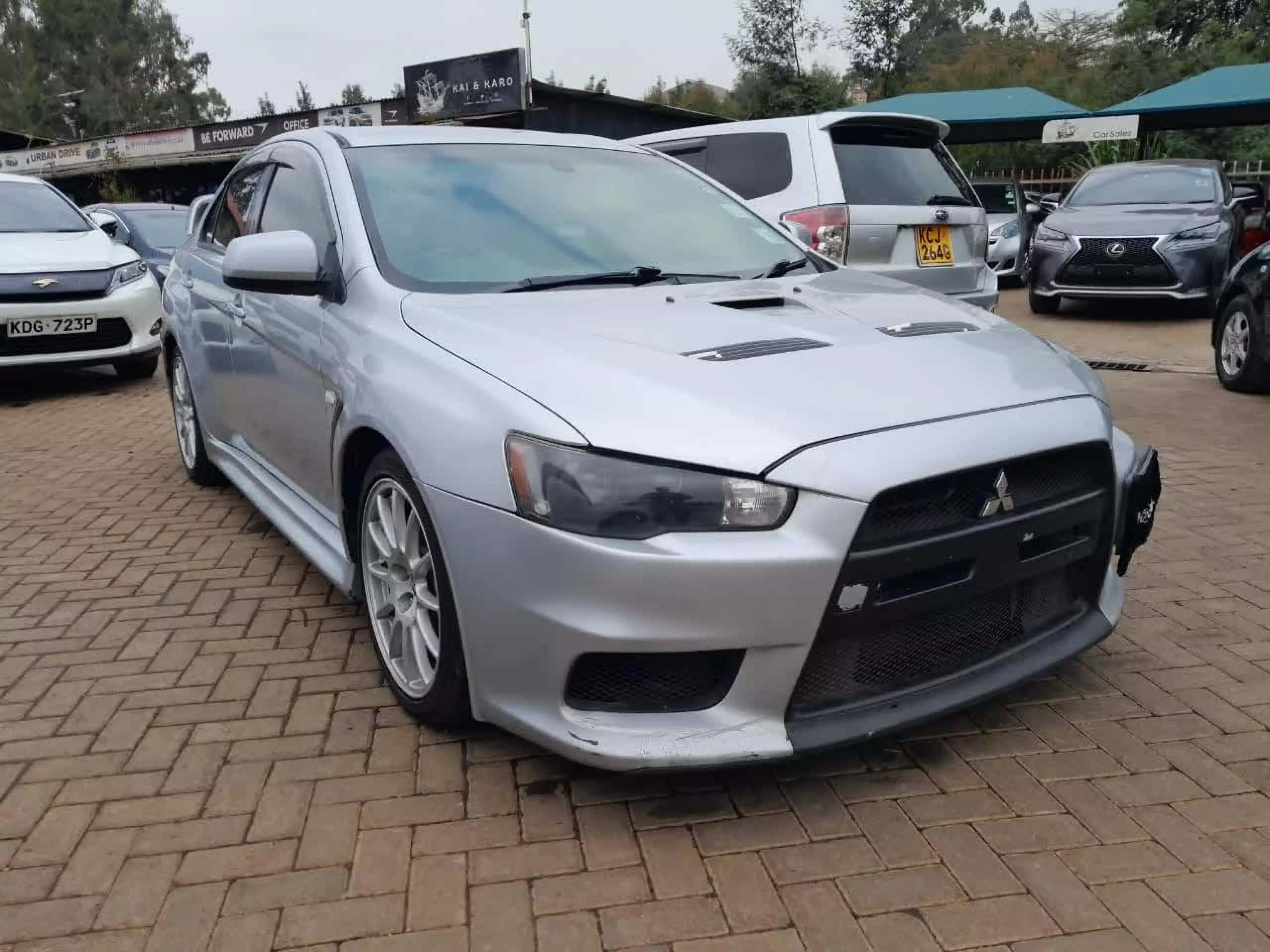 Mitsubishi Lancer - 2012