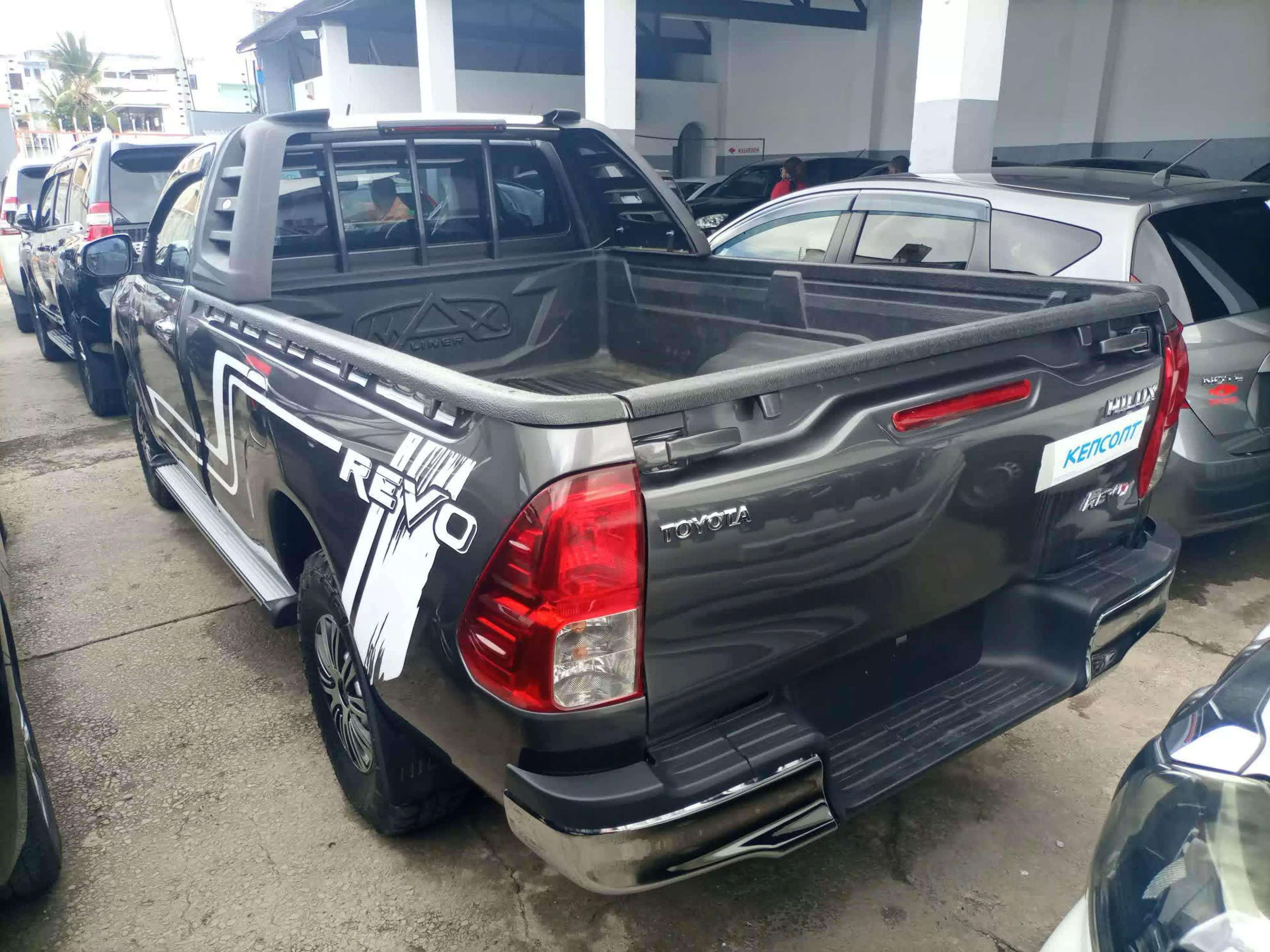 Toyota Hilux Revo  - 2015