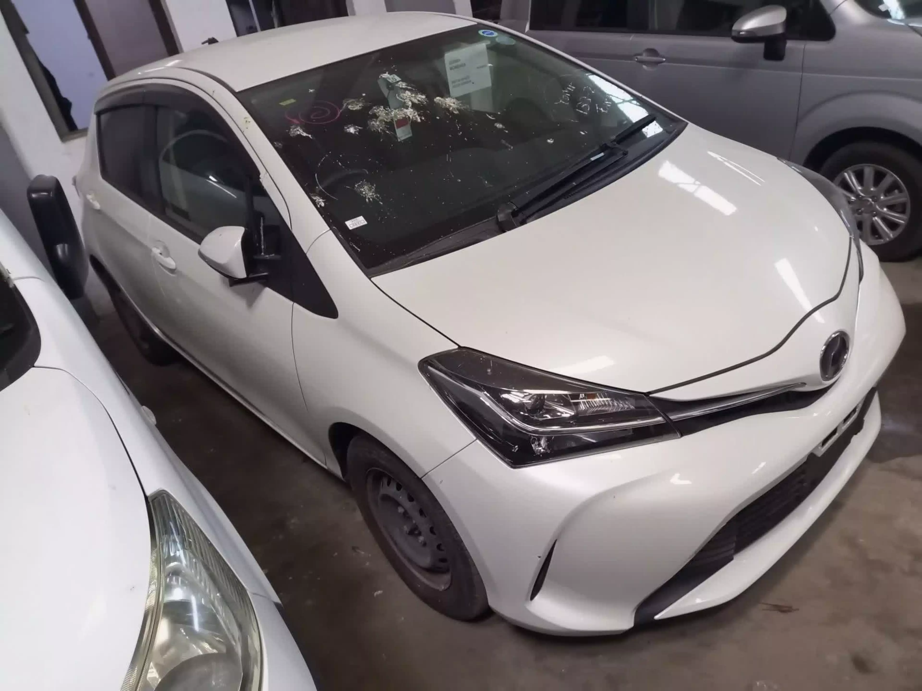 Toyota Vitz - 2015