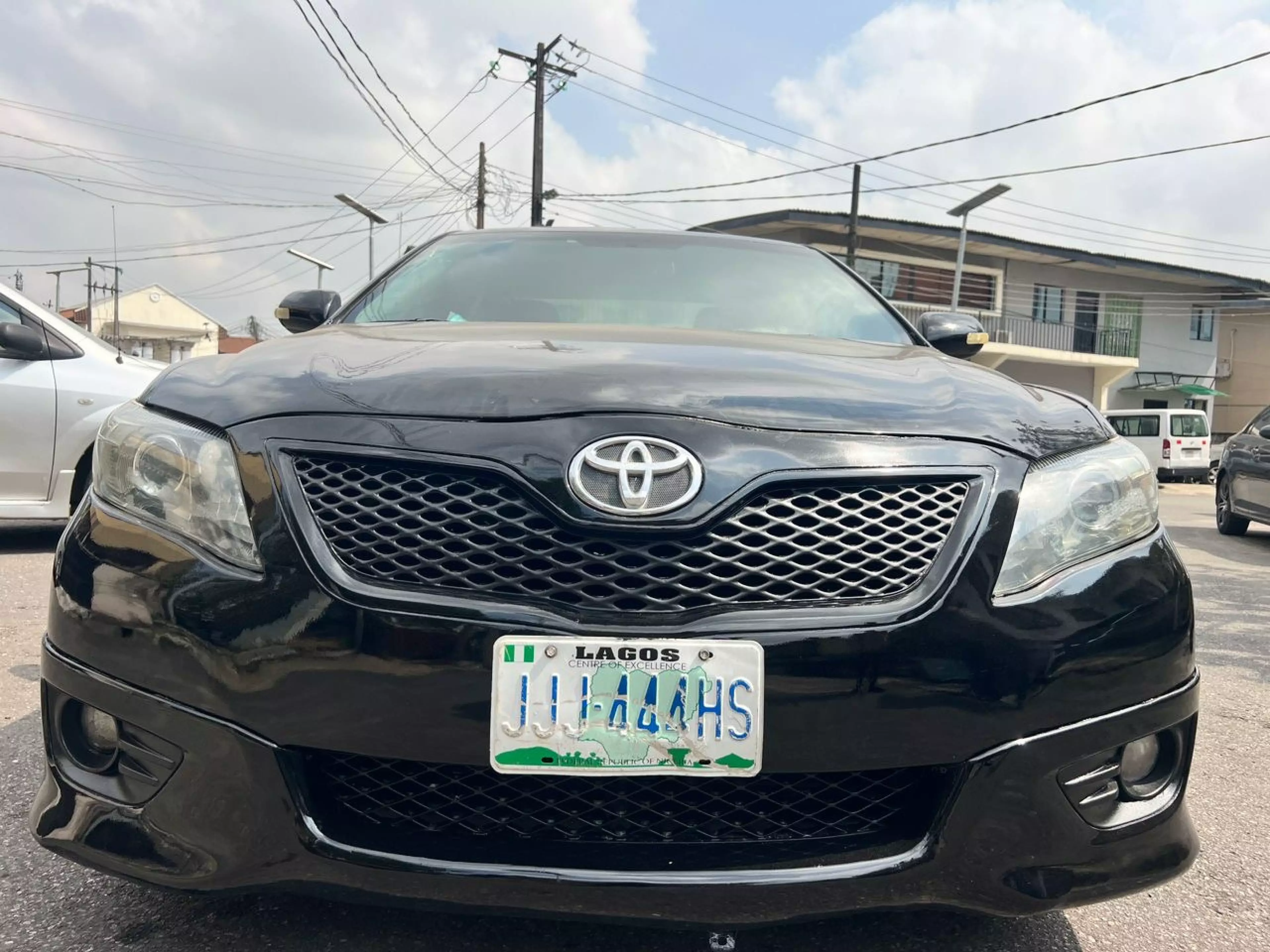 Toyota Camry - 2010