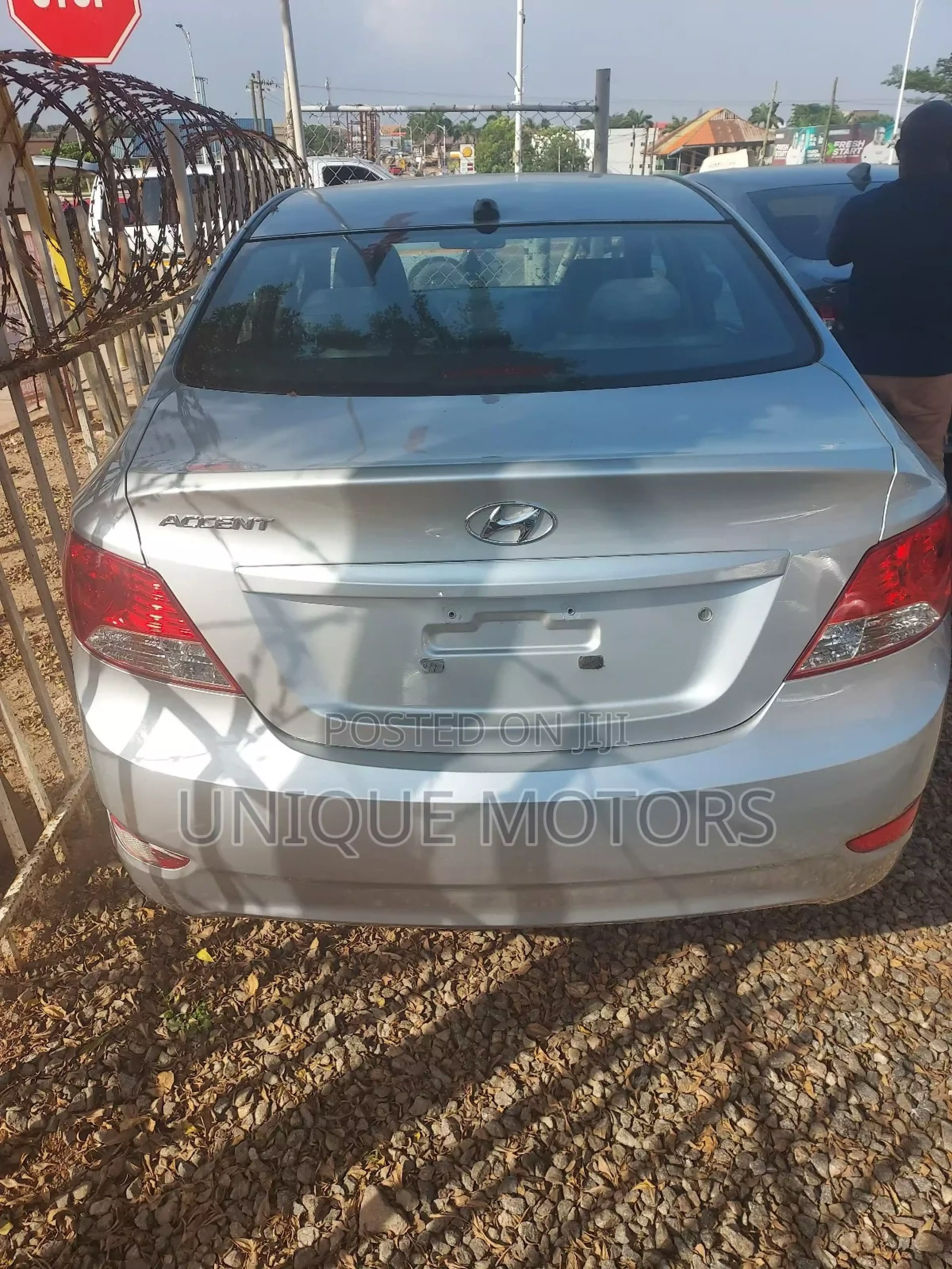 Hyundai Accent   - 2014