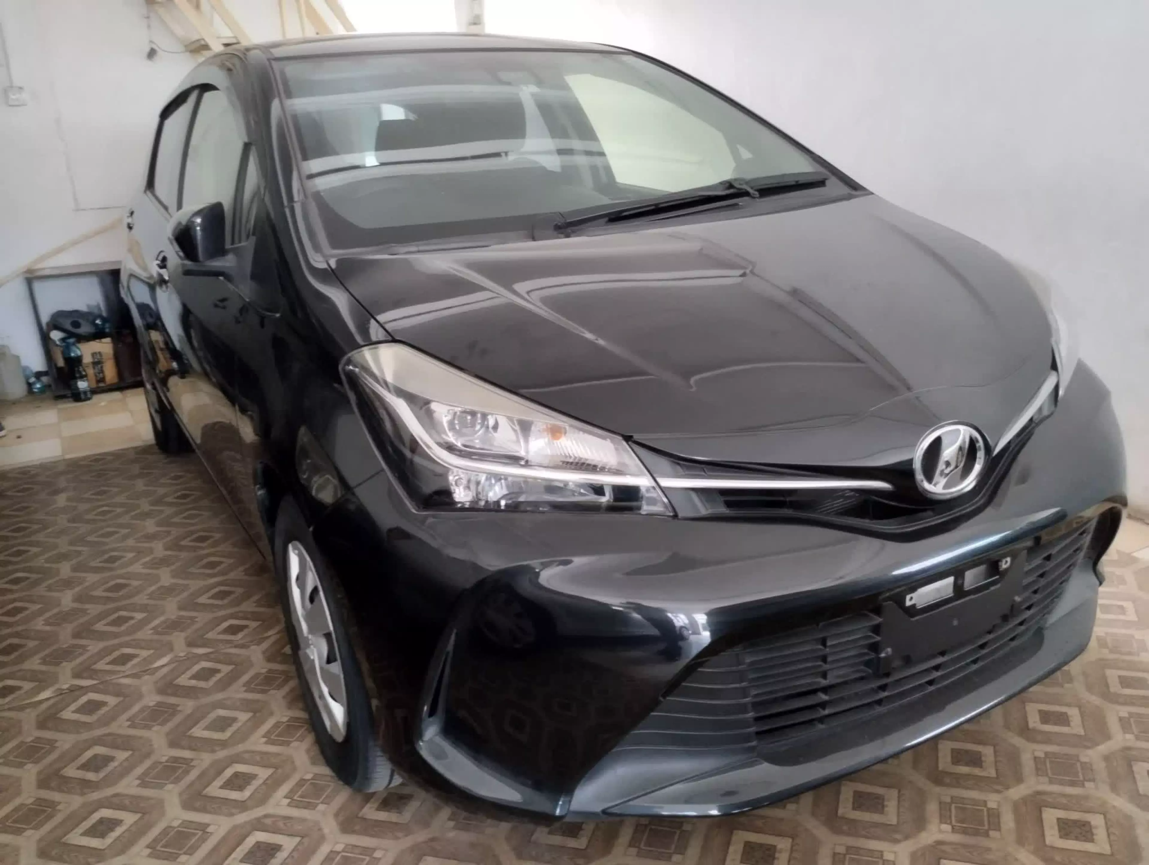 Toyota Vitz - 2016