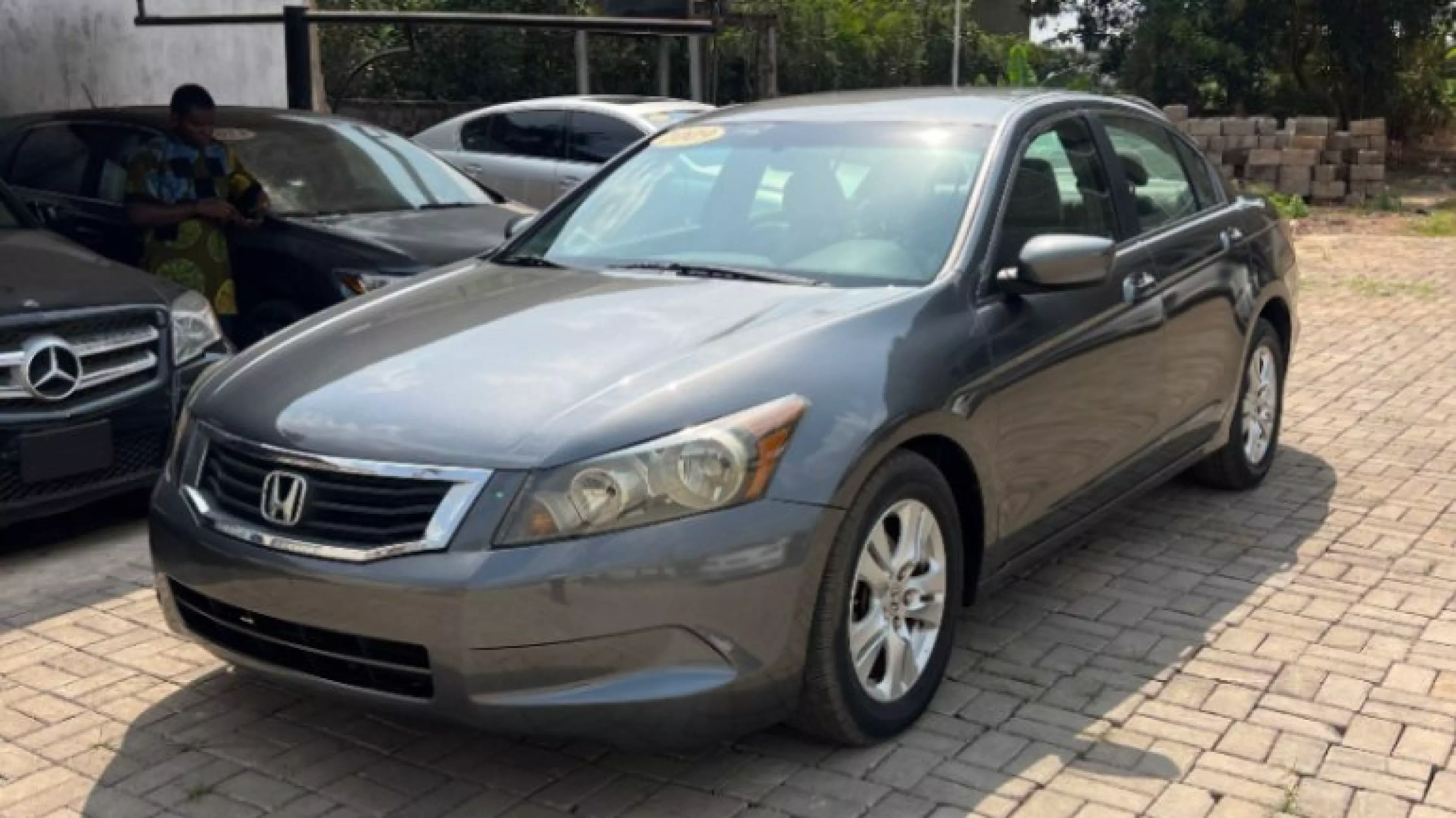 Honda Accord - 2009