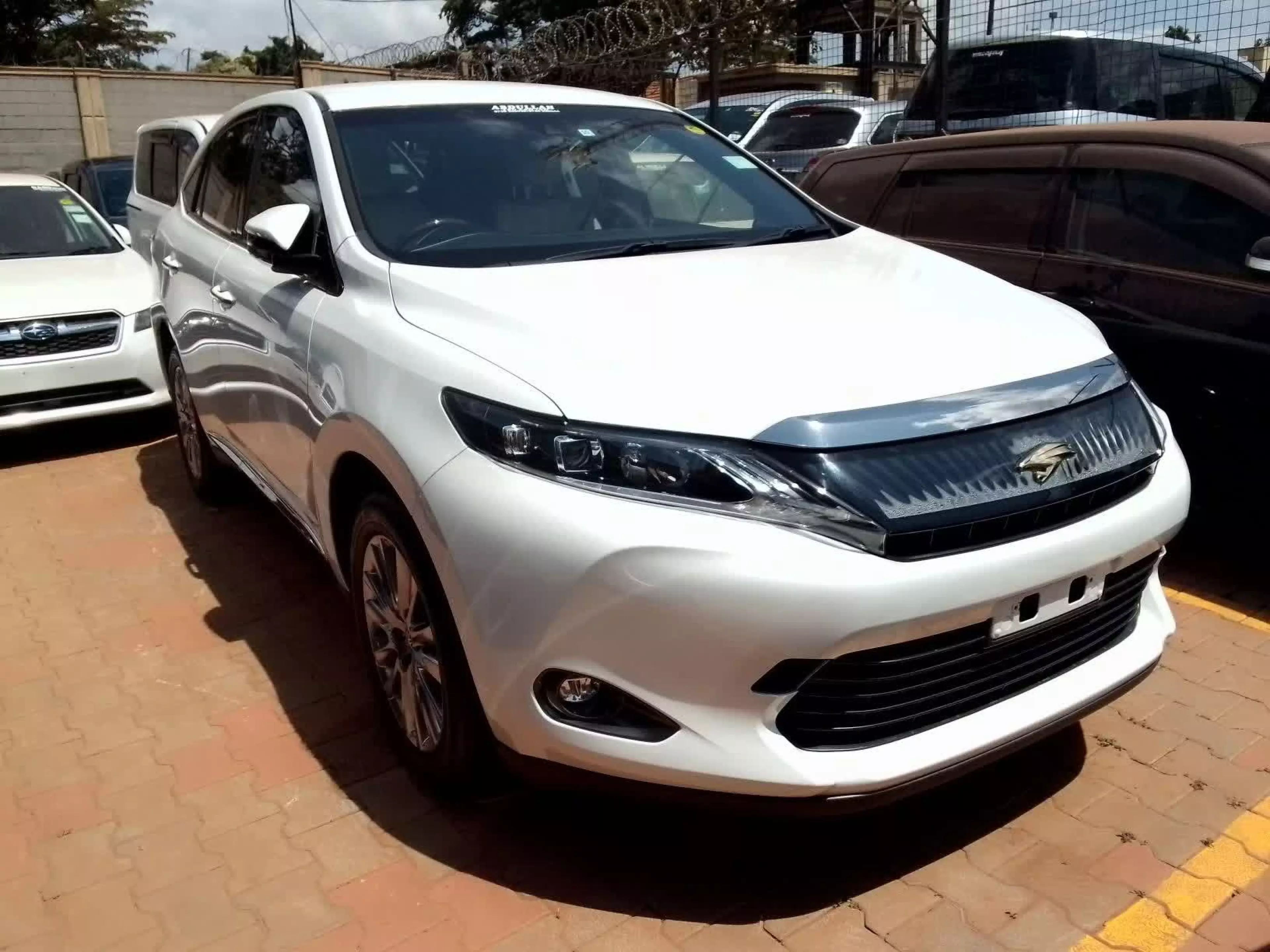 Toyota Harrier - 2014