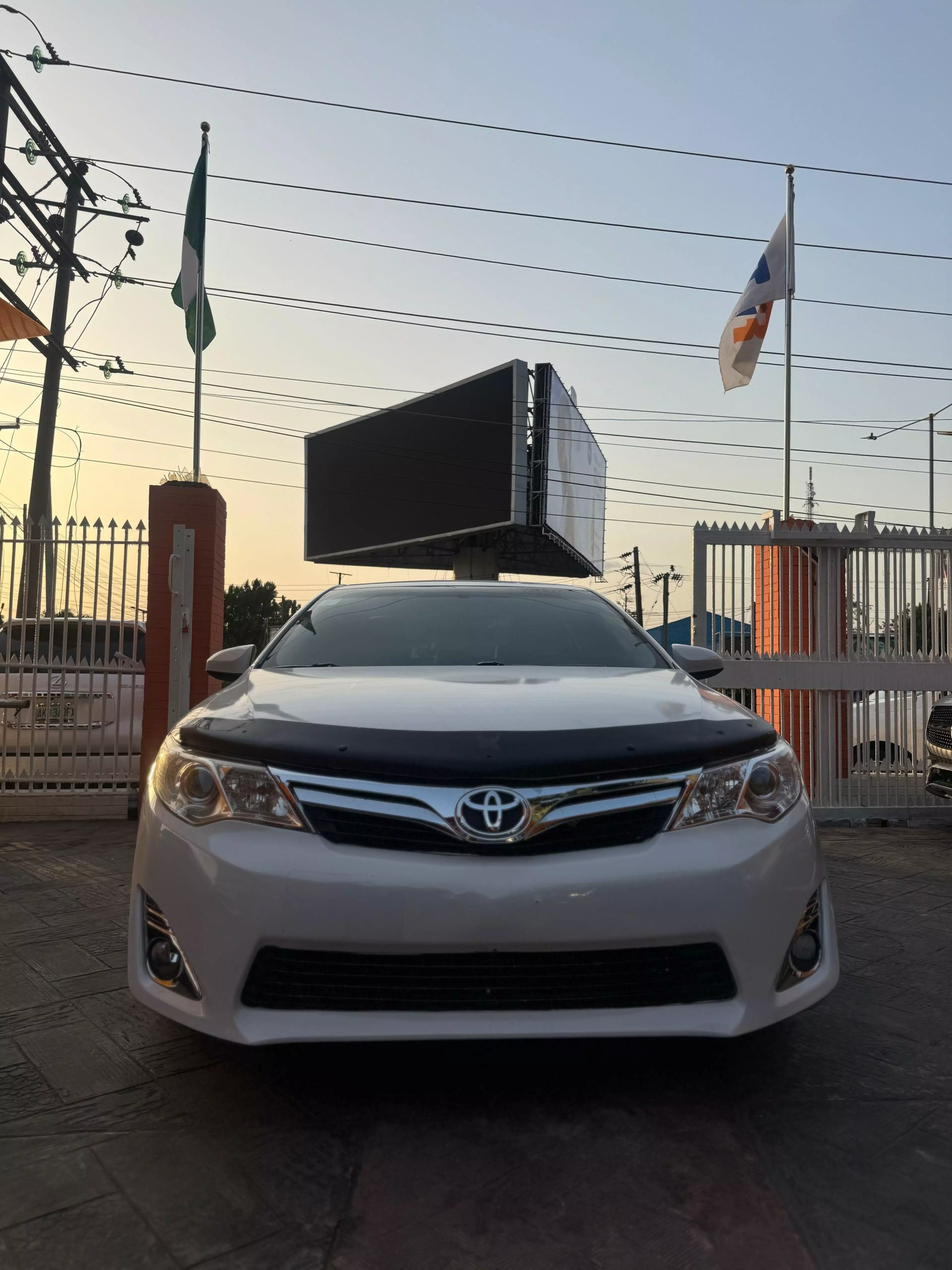 Toyota Camry - 2013