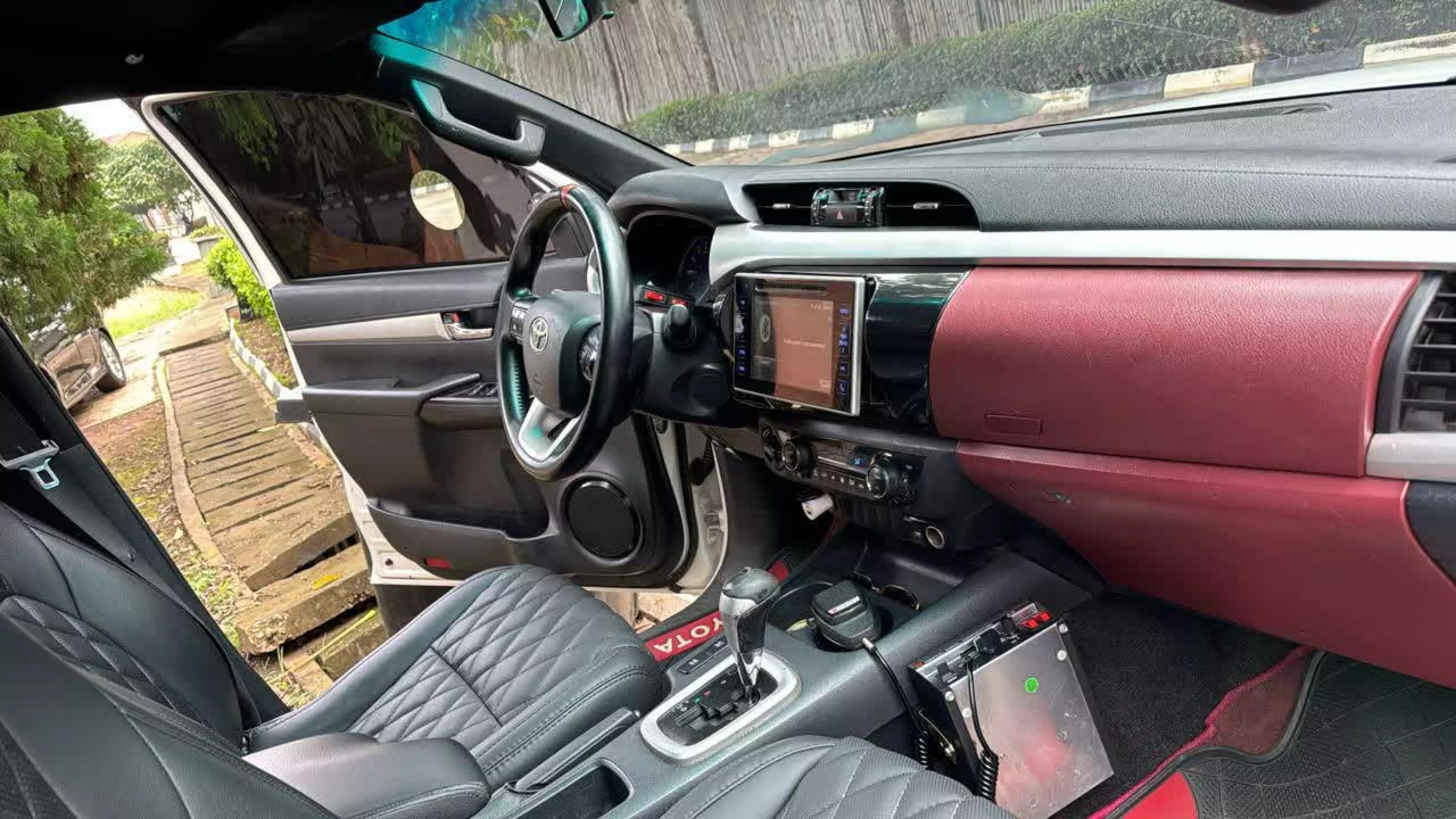 Toyota Land Cruiser   - 2017