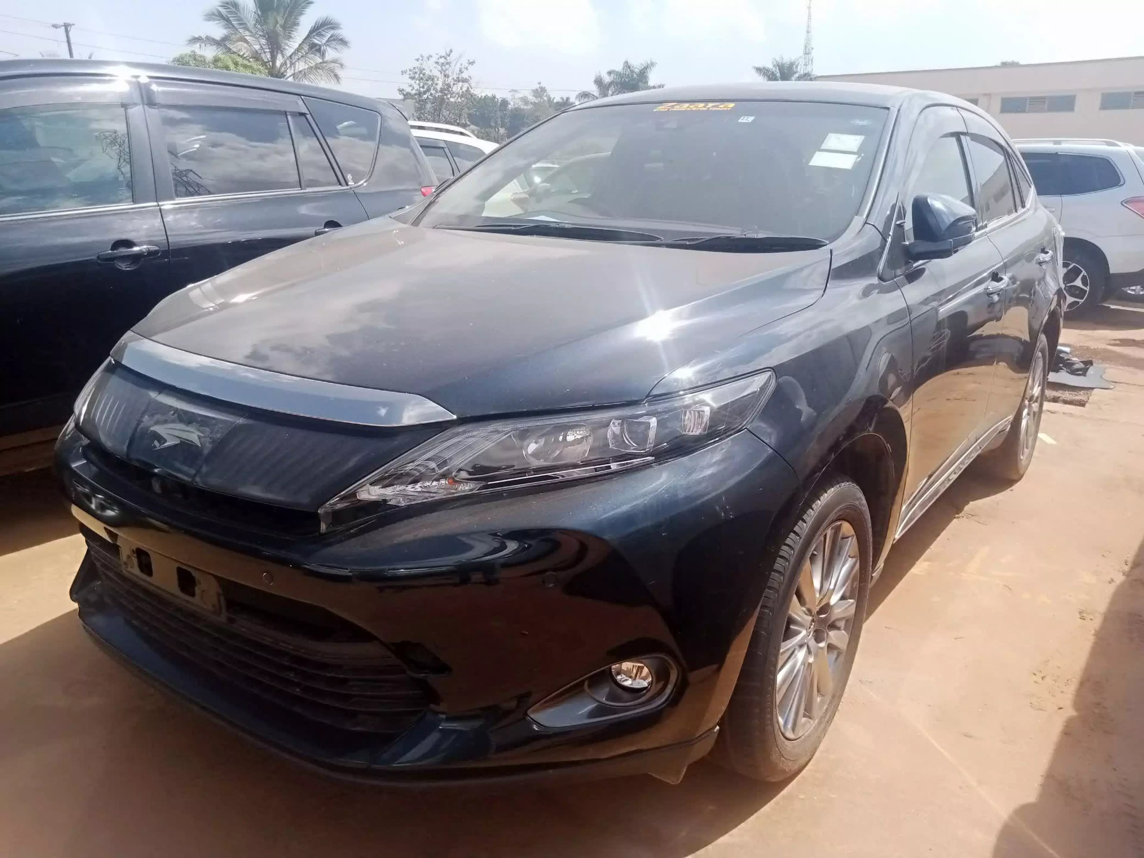 Toyota Harrier - 2014