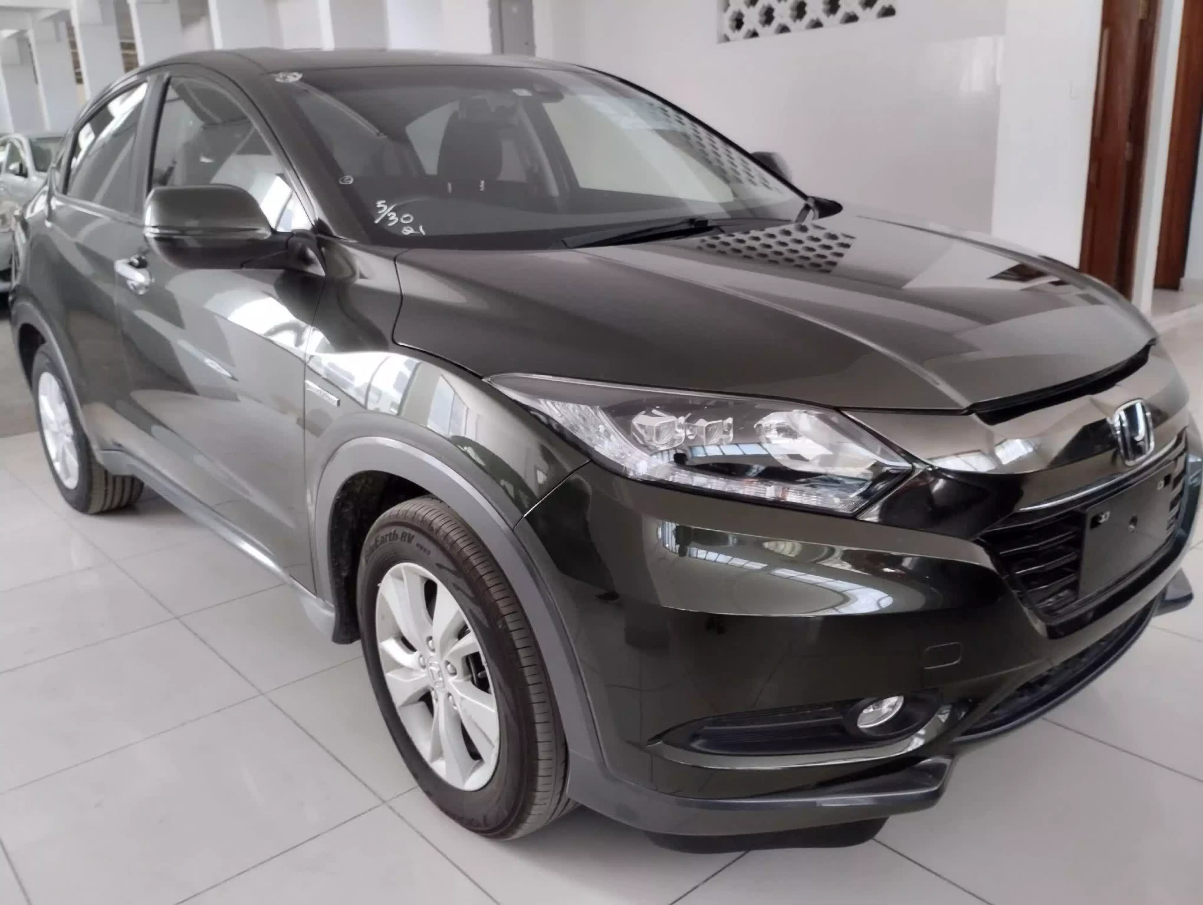 Honda Vezel  - 2016