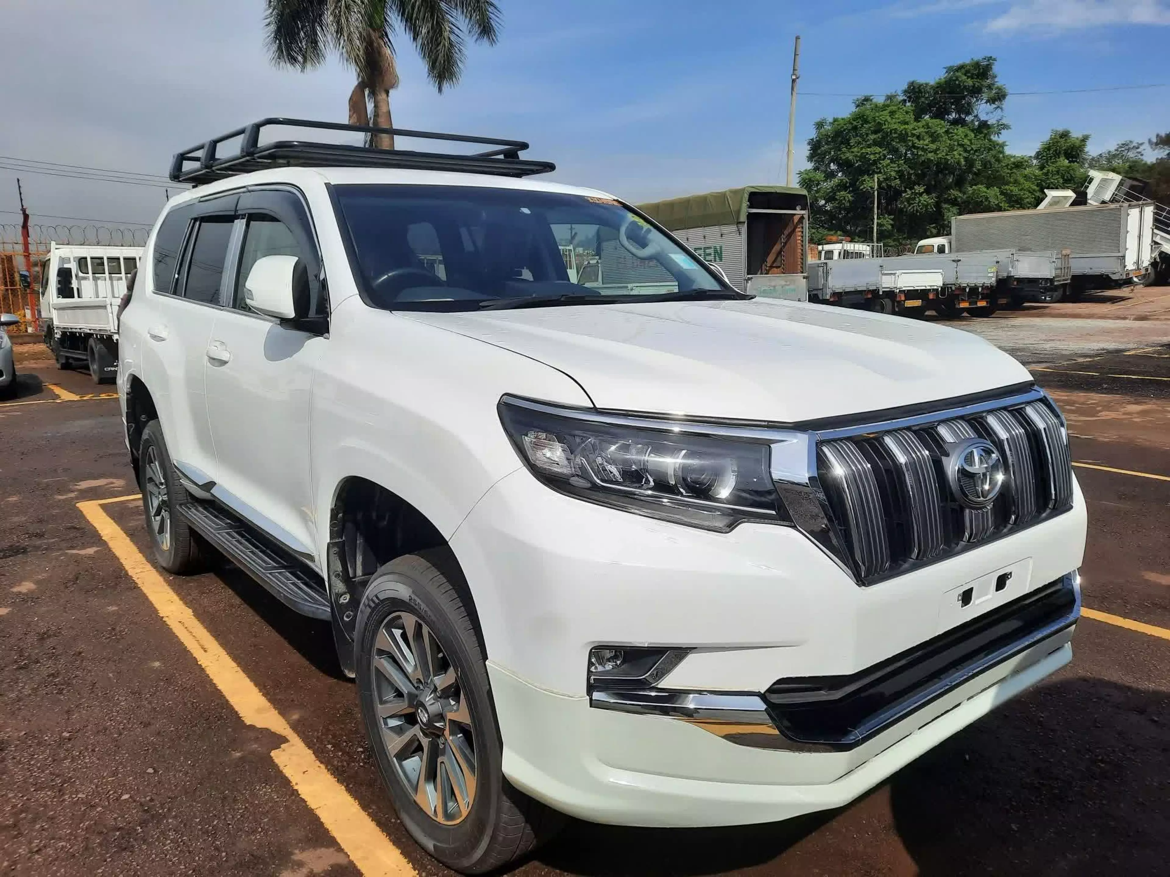 Toyota Landcruiser Prado - 2014