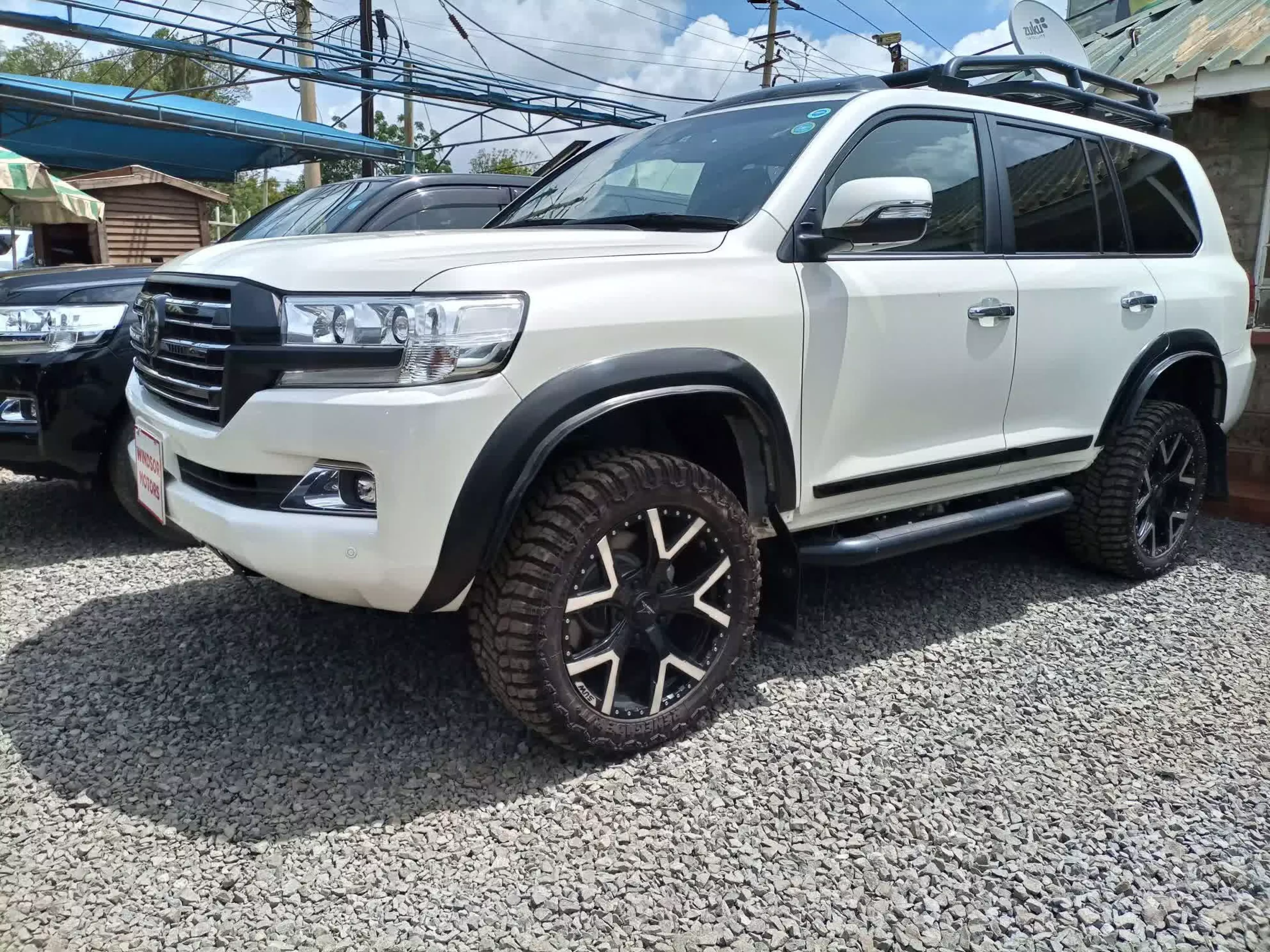 Toyota Landcruiser  V8 - 2015