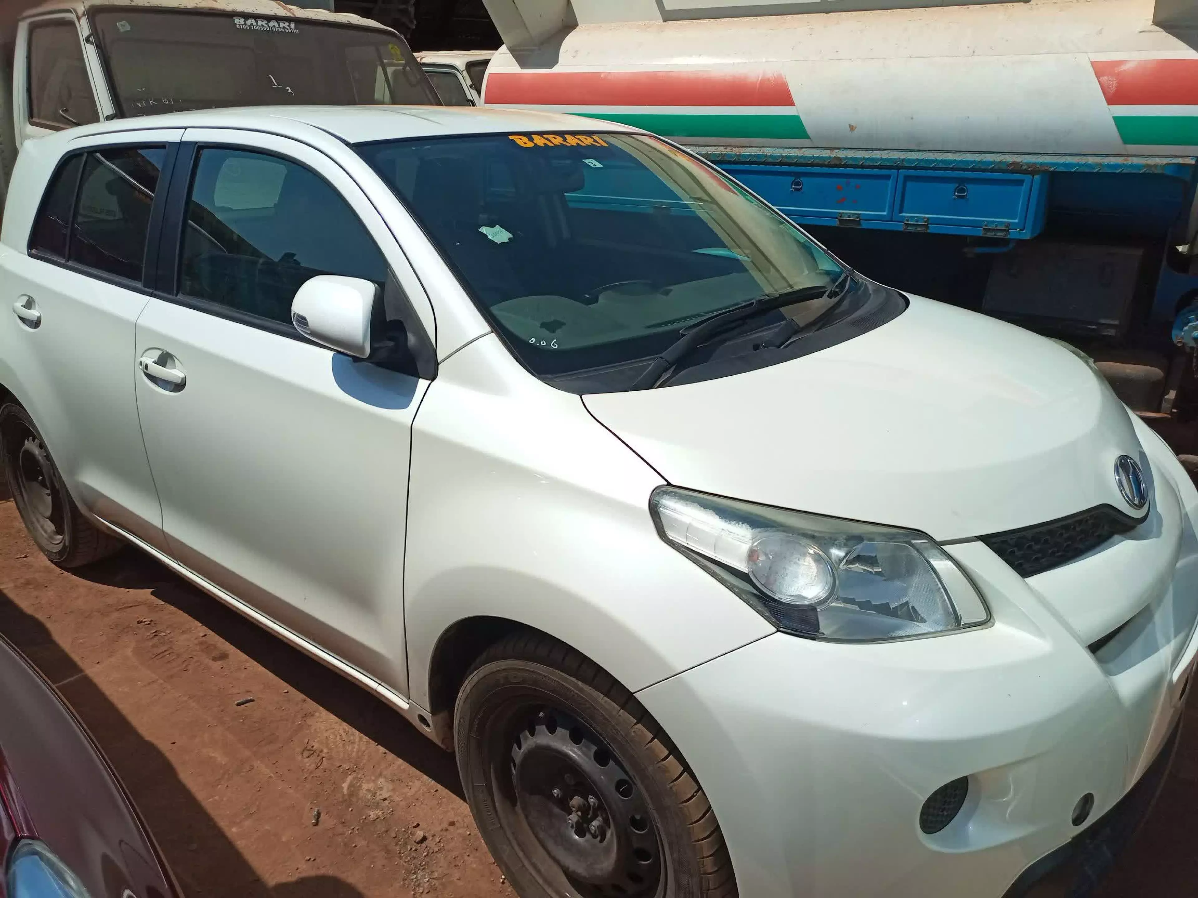 Toyota Ist  - 2008