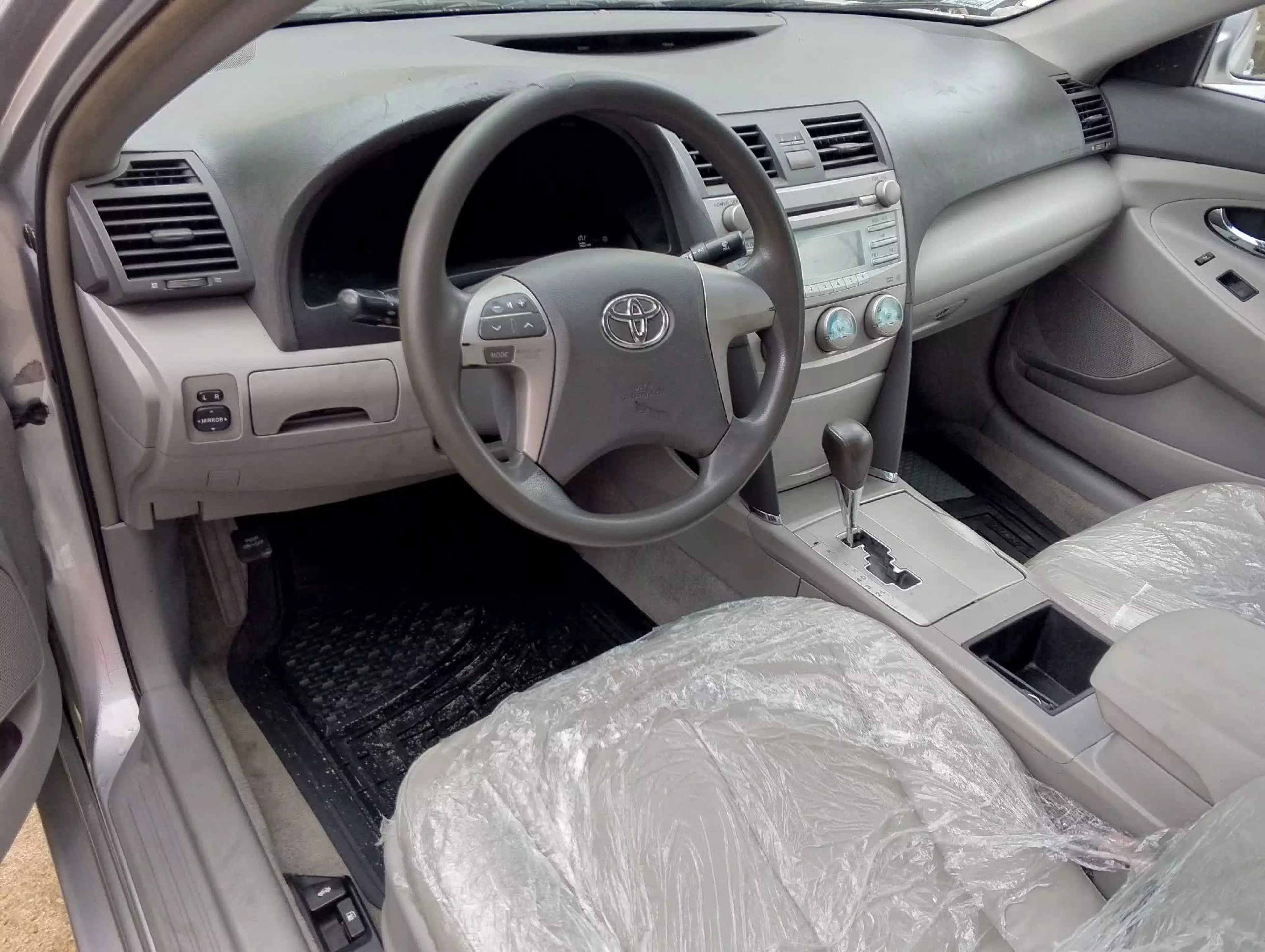 Toyota Camry   - 2007