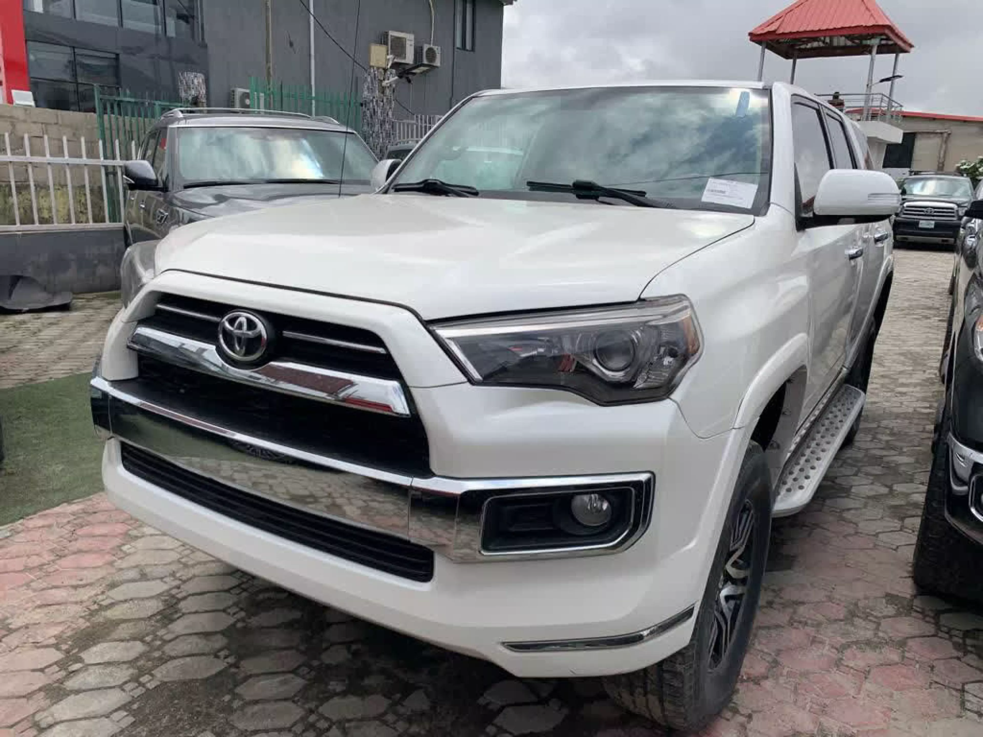 Toyota 4-Runner - 2011