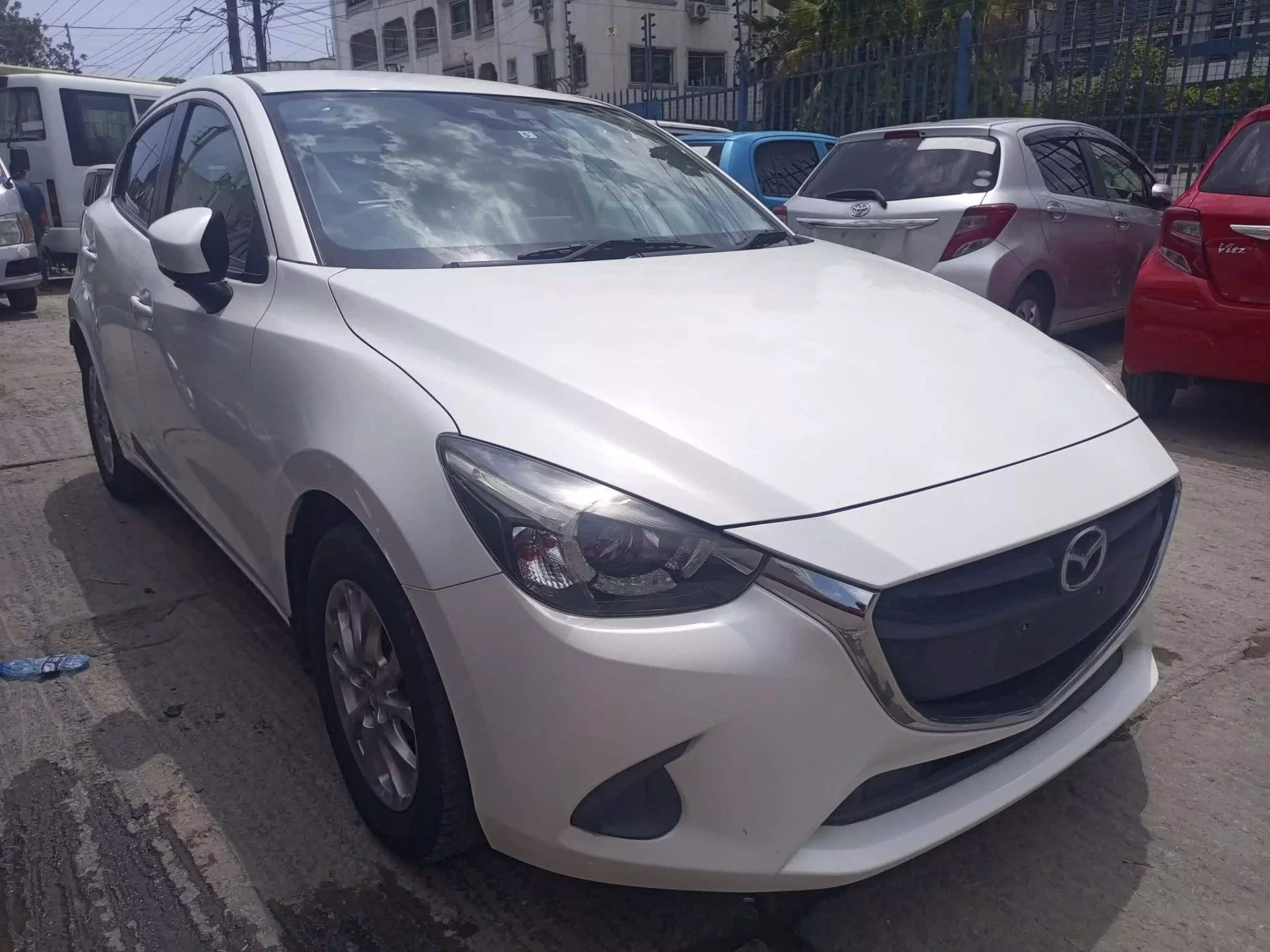 Mazda Demio - 2015